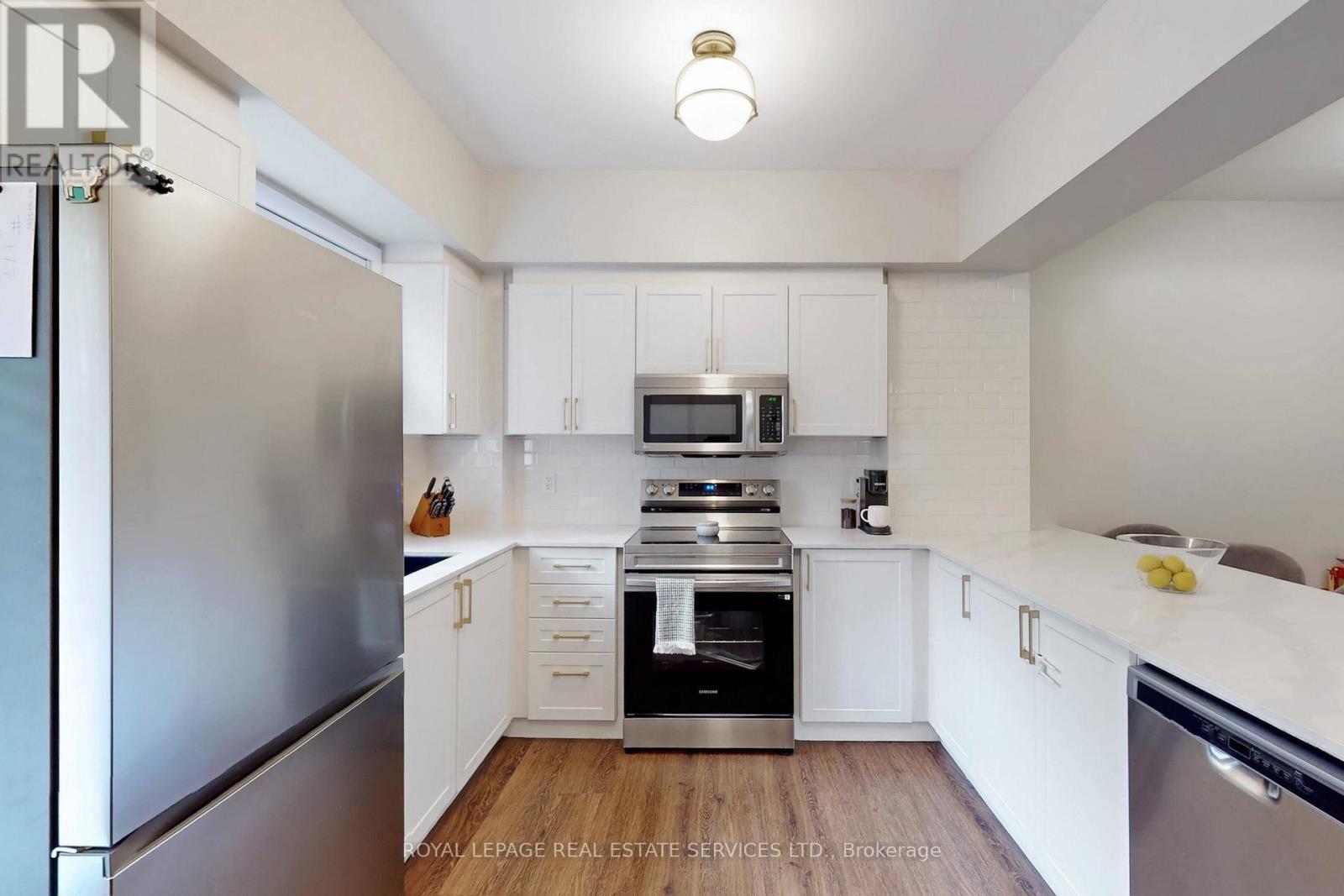 












104 - 4016 KILMER DRIVE

,
Burlington,




Ontario
L7M5A7

