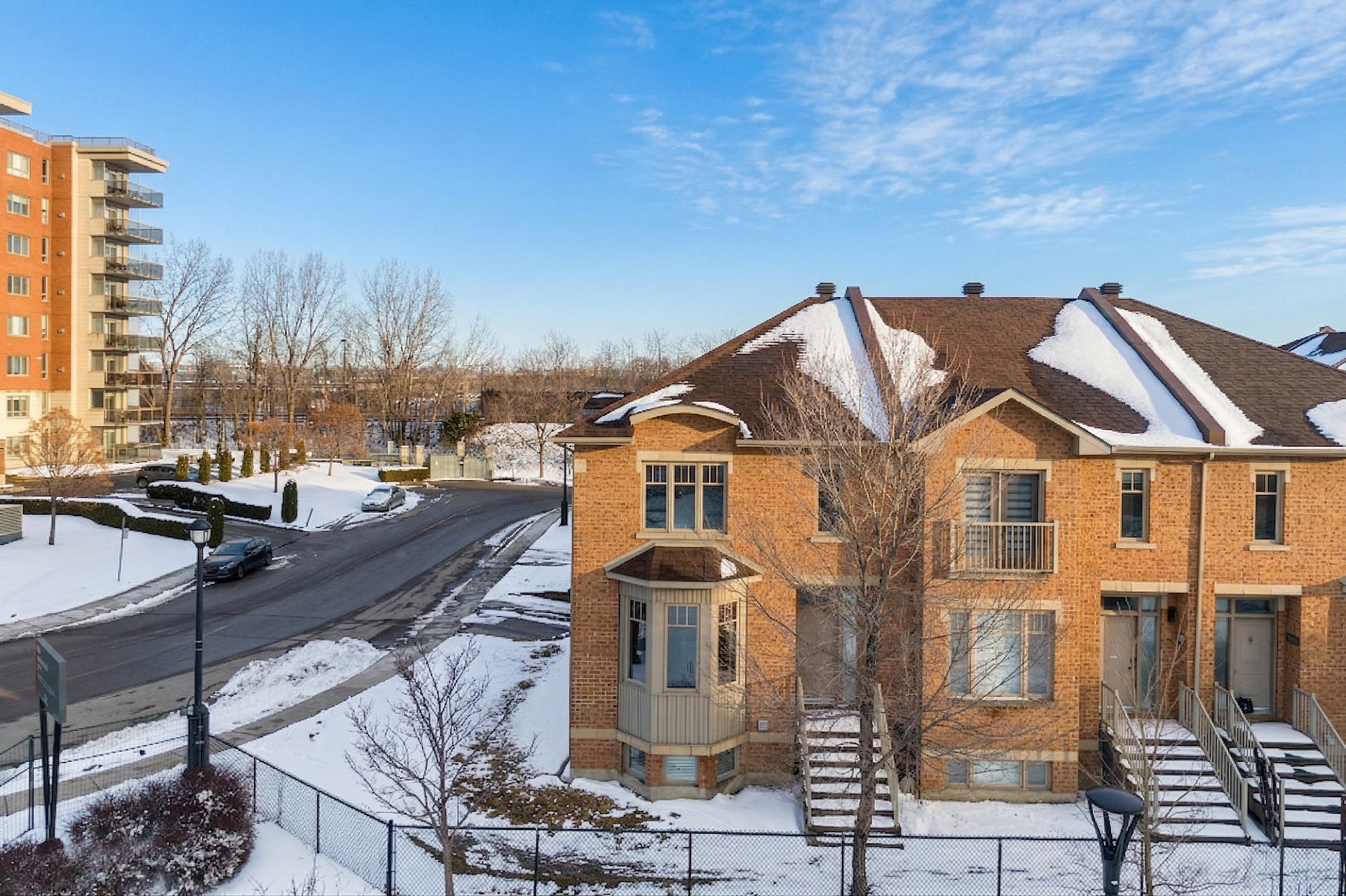 









191


Rue Khalil-Gibran

,
Montréal (Saint-Laurent),




QC
H4N4A2

