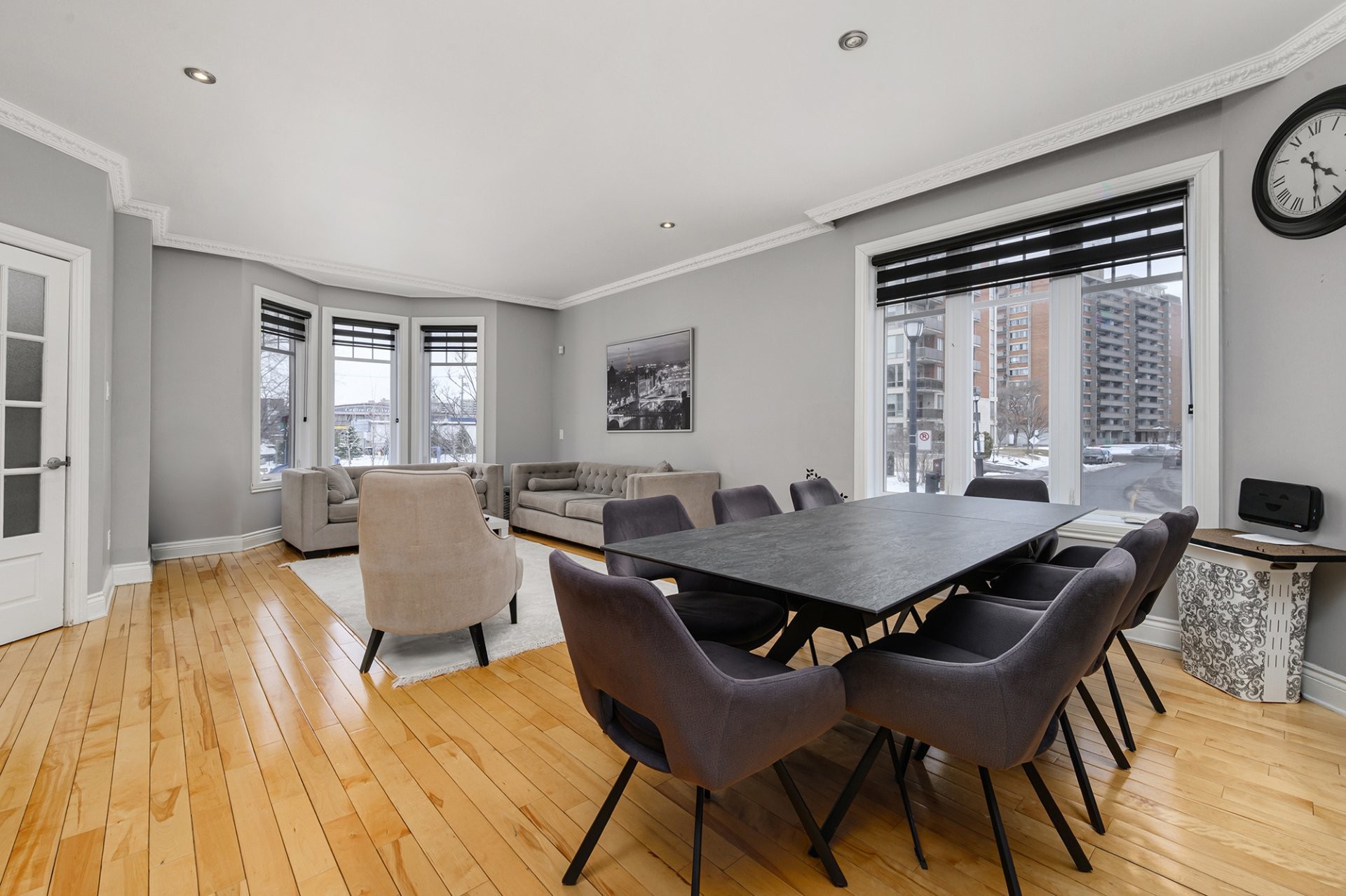 









191


Rue Khalil-Gibran

,
Montréal (Saint-Laurent),




QC
H4N4A2

