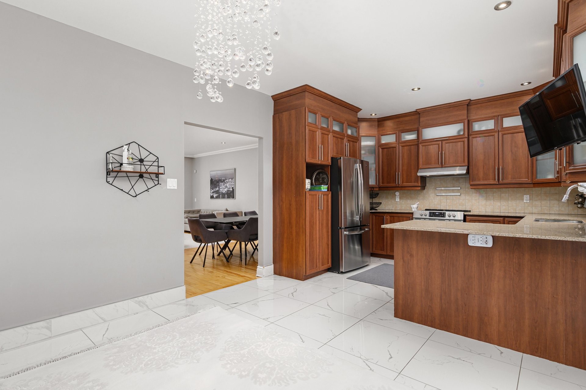 









191


Rue Khalil-Gibran

,
Montréal (Saint-Laurent),




QC
H4N4A2

