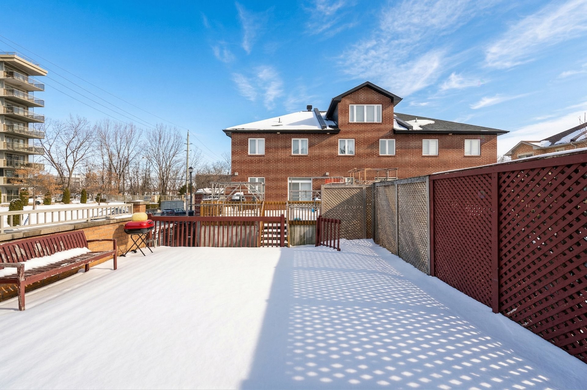 









191


Rue Khalil-Gibran

,
Montréal (Saint-Laurent),




QC
H4N4A2

