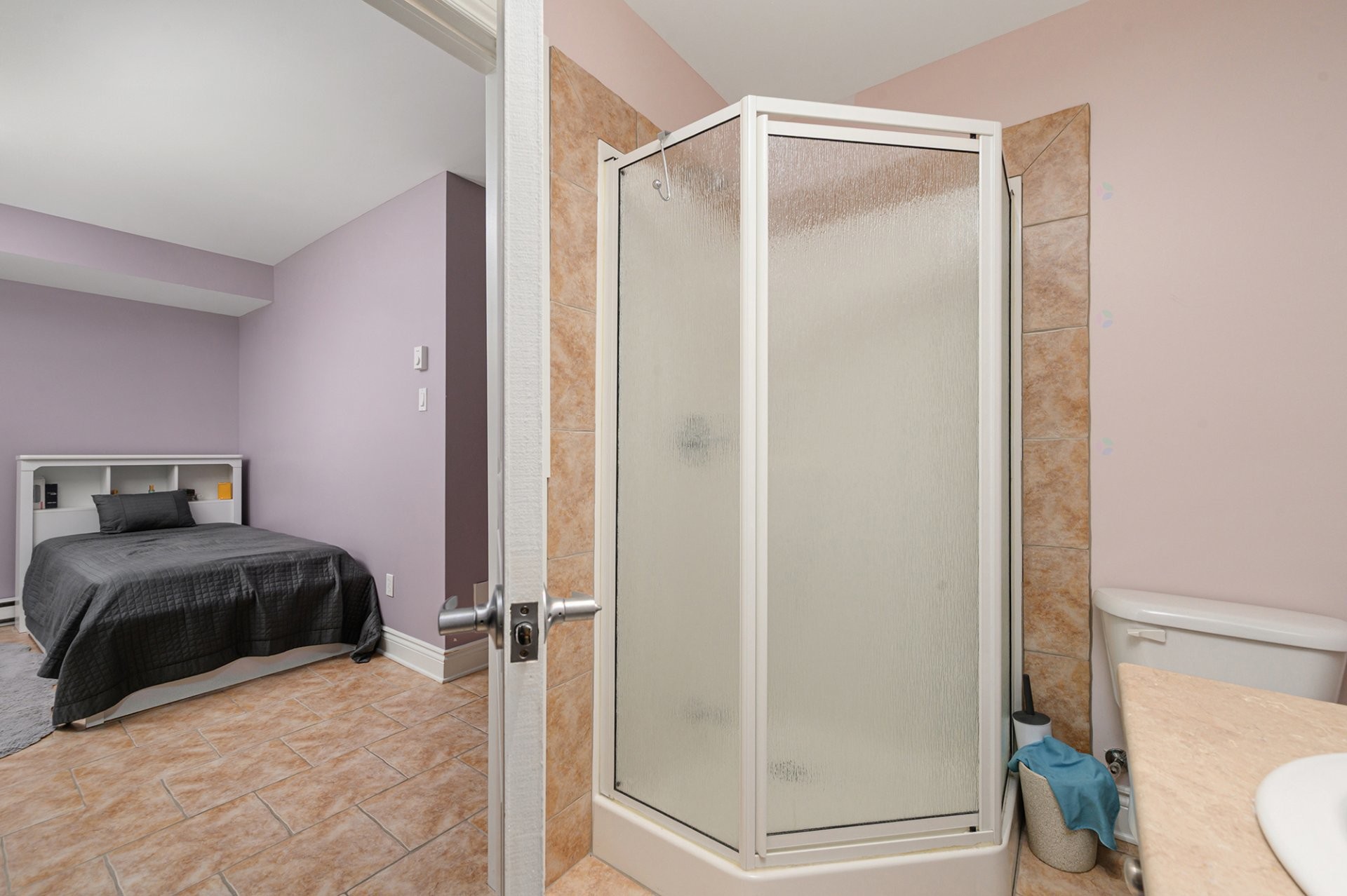 









191


Rue Khalil-Gibran

,
Montréal (Saint-Laurent),




QC
H4N4A2

