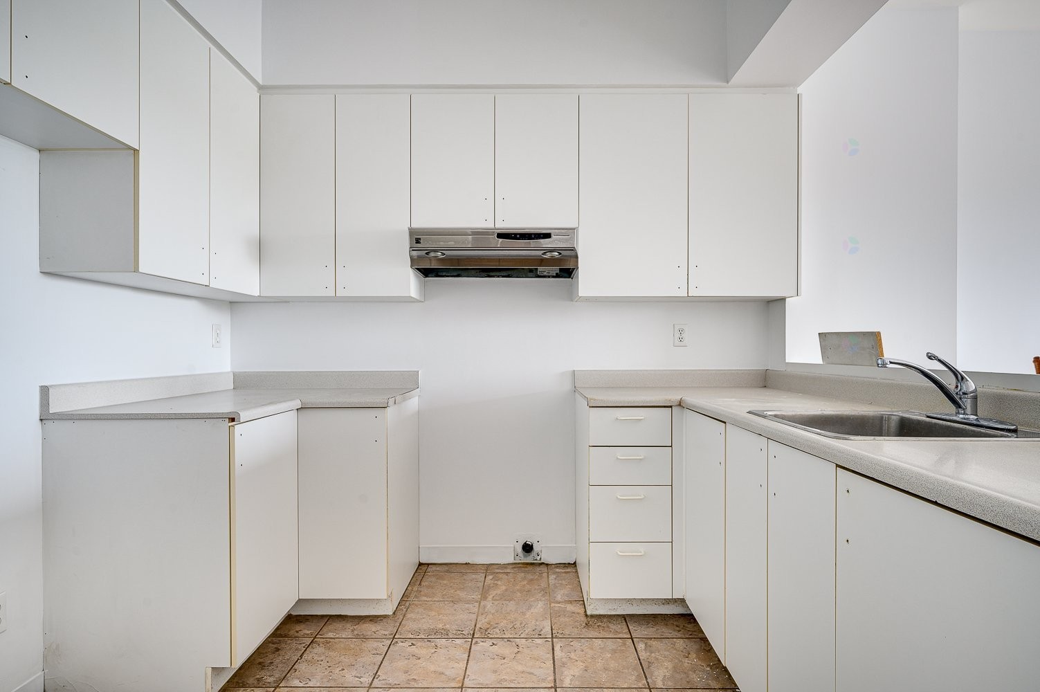 









305


Rue Laviolette

, 310,
Saint-Jérôme,




QC
J7Y4H7

