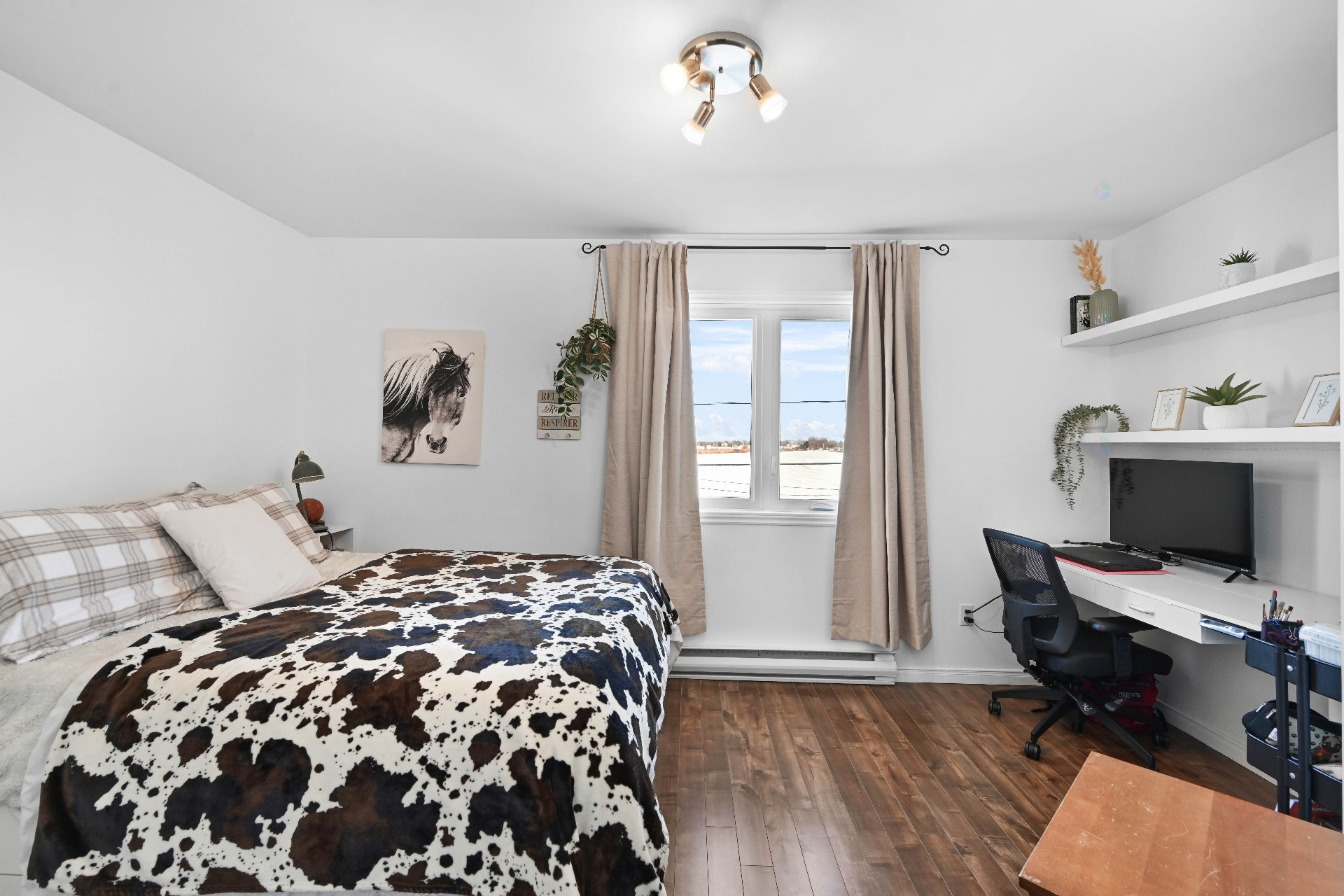 









708Z


Rue Bourguignon

,
Saint-Jean-sur-Richelieu,




QC
J3B8R1

