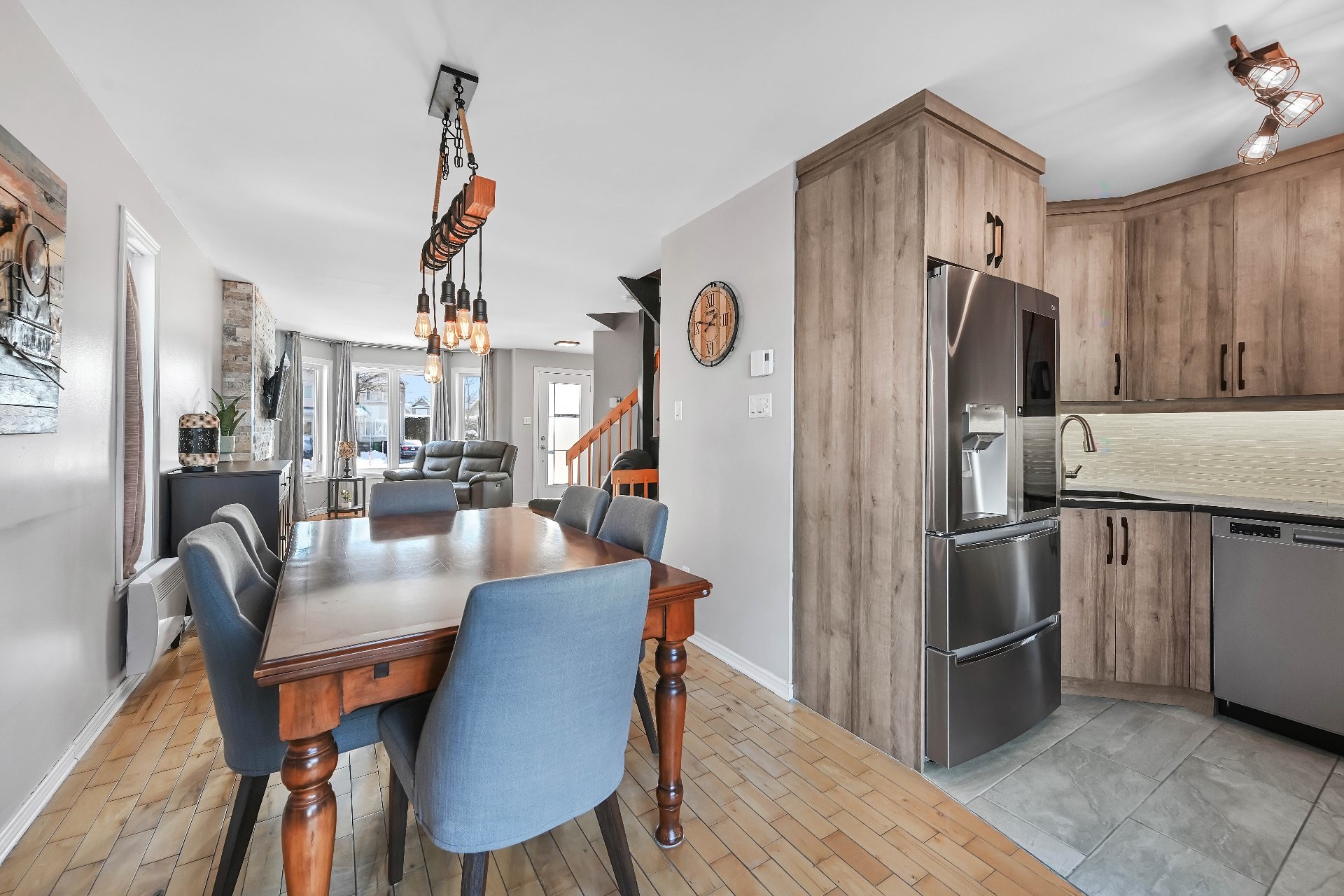 









708Z


Rue Bourguignon

,
Saint-Jean-sur-Richelieu,




QC
J3B8R1

