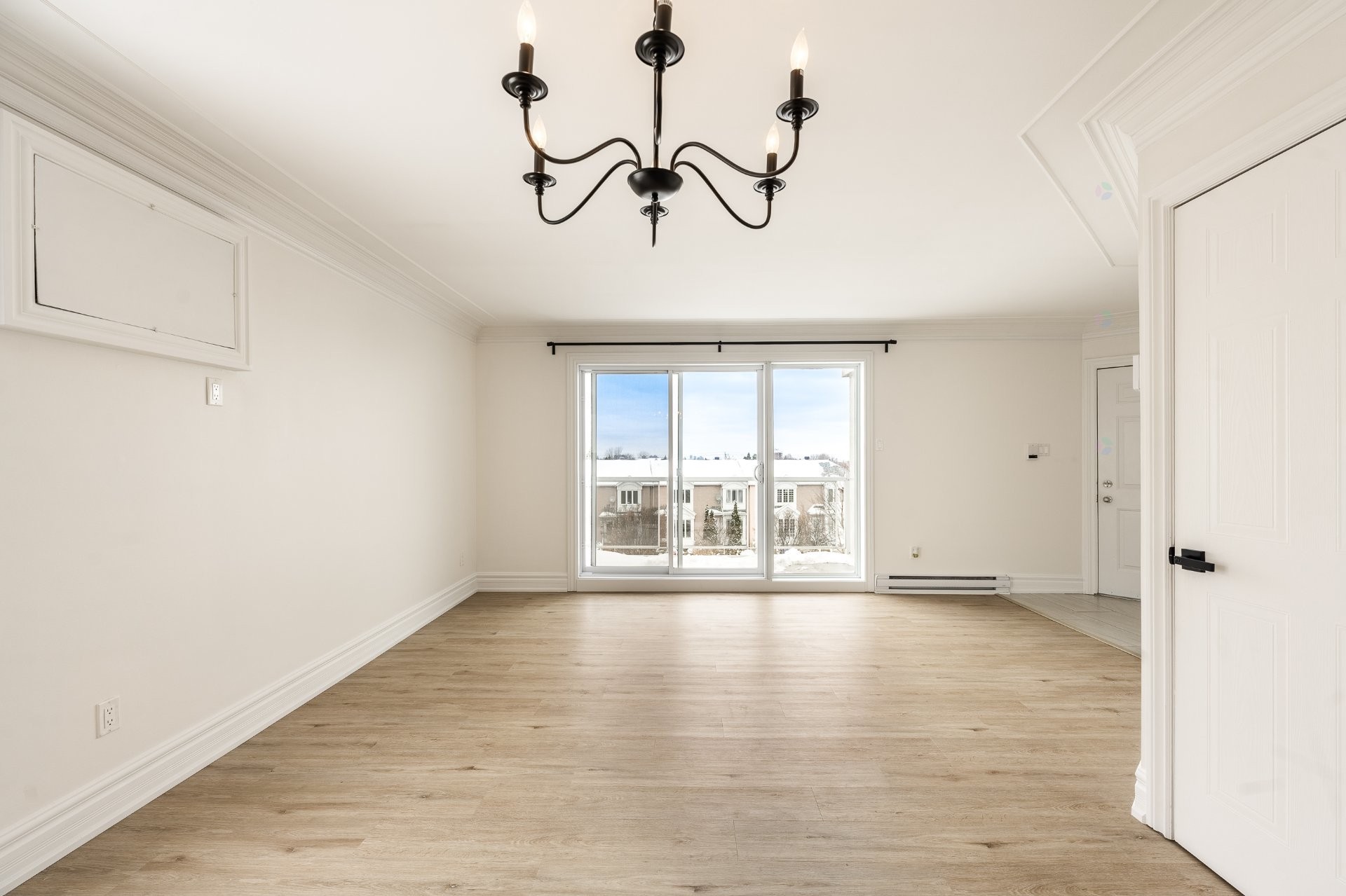









3725


Boul. St-Laurent

, 402,
Sainte-Catherine,




QC
J5C2B1

