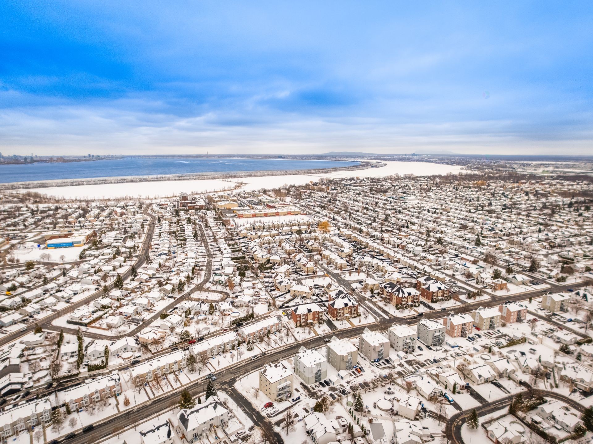 









3725


Boul. St-Laurent

, 402,
Sainte-Catherine,




QC
J5C2B1


