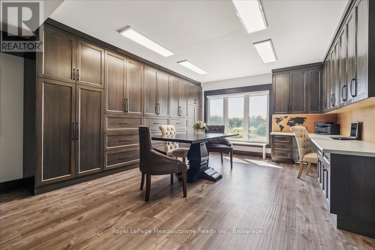 












8837 WELLINGTON ROAD 124

,
Erin,




Ontario
N1H6H7

