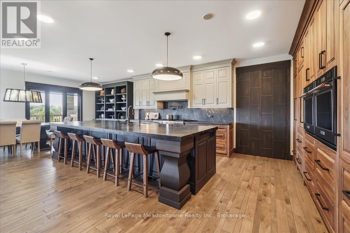 












8837 WELLINGTON ROAD 124

,
Erin,




Ontario
N1H6H7

