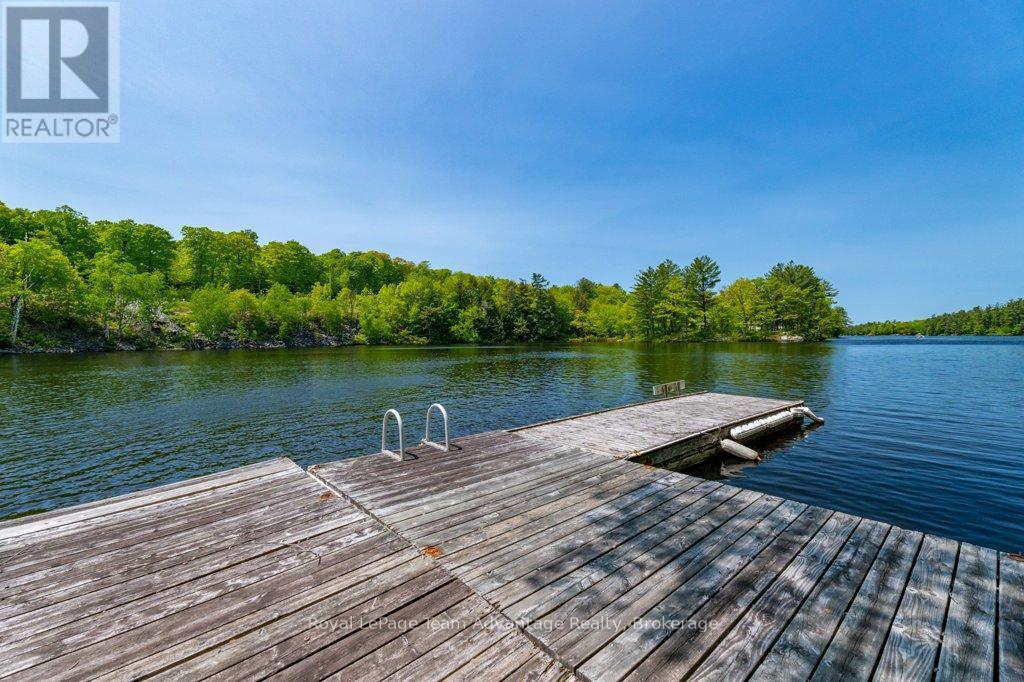 












19 ALLAN CRESCENT

,
Seguin,




Ontario
P2A2W8

