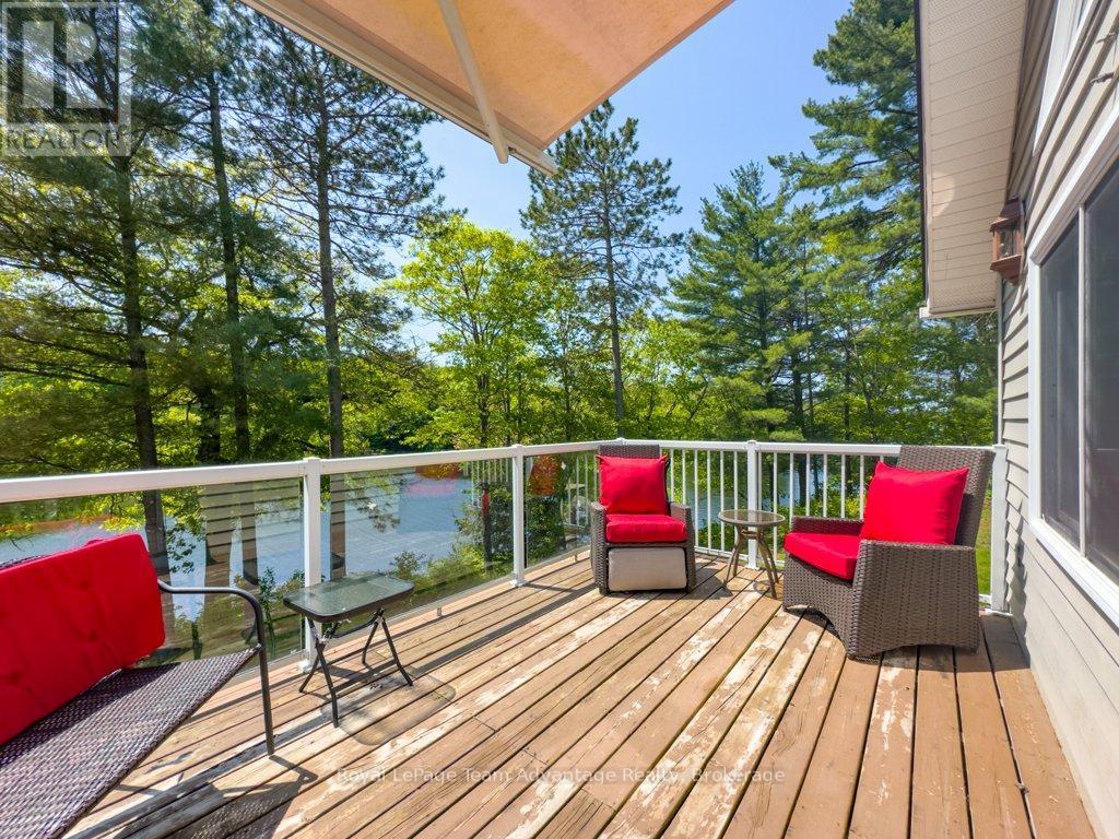 












19 ALLAN CRESCENT

,
Seguin,




Ontario
P2A2W8

