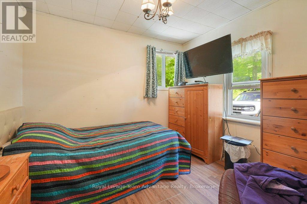 












19 ALLAN CRESCENT

,
Seguin,




Ontario
P2A2W8

