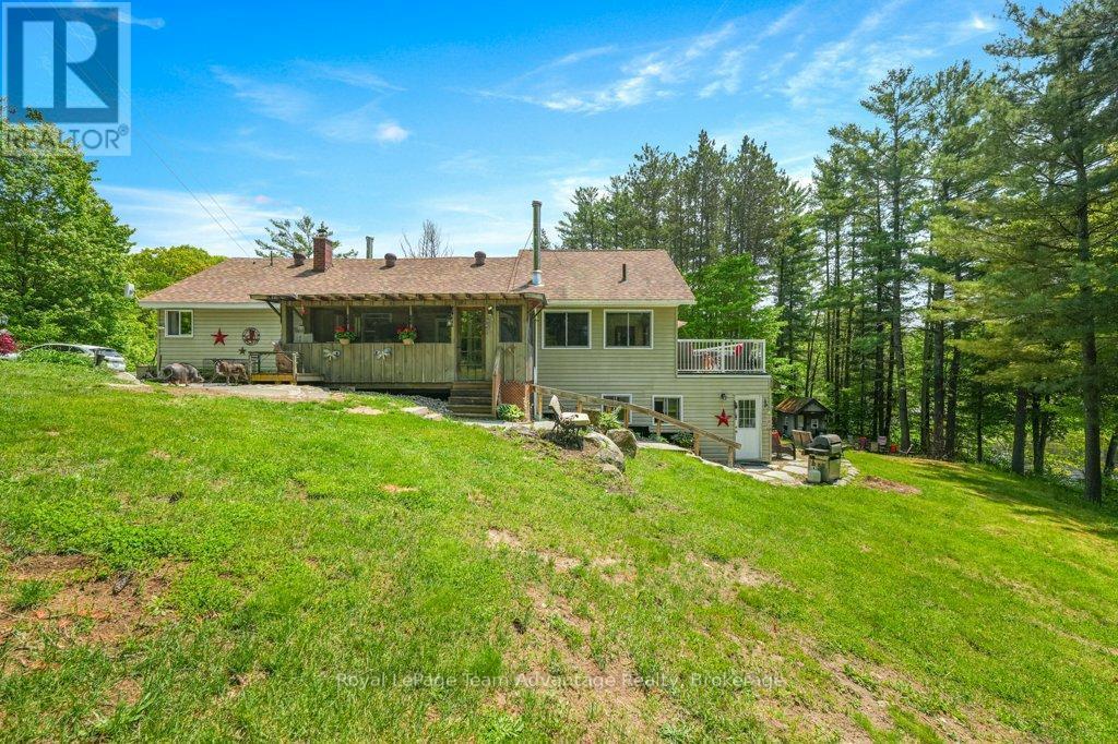 












19 ALLAN CRESCENT

,
Seguin,




Ontario
P2A2W8

