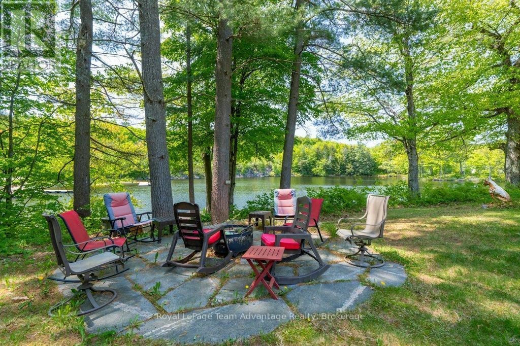 












19 ALLAN CRESCENT

,
Seguin,




Ontario
P2A2W8

