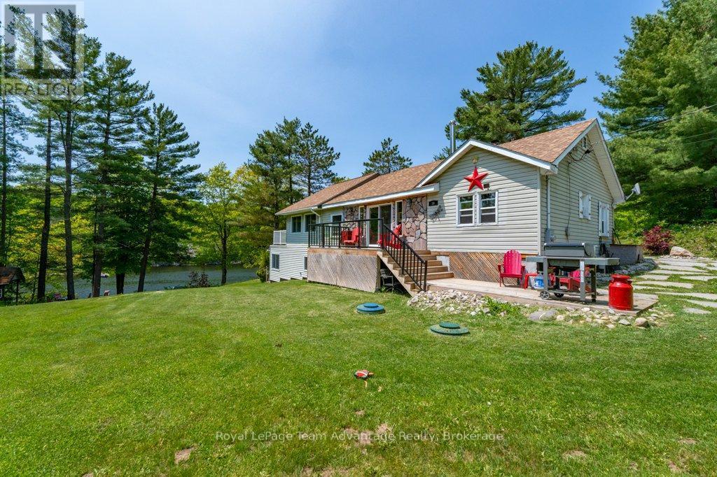 












19 ALLAN CRESCENT

,
Seguin,




Ontario
P2A2W8

