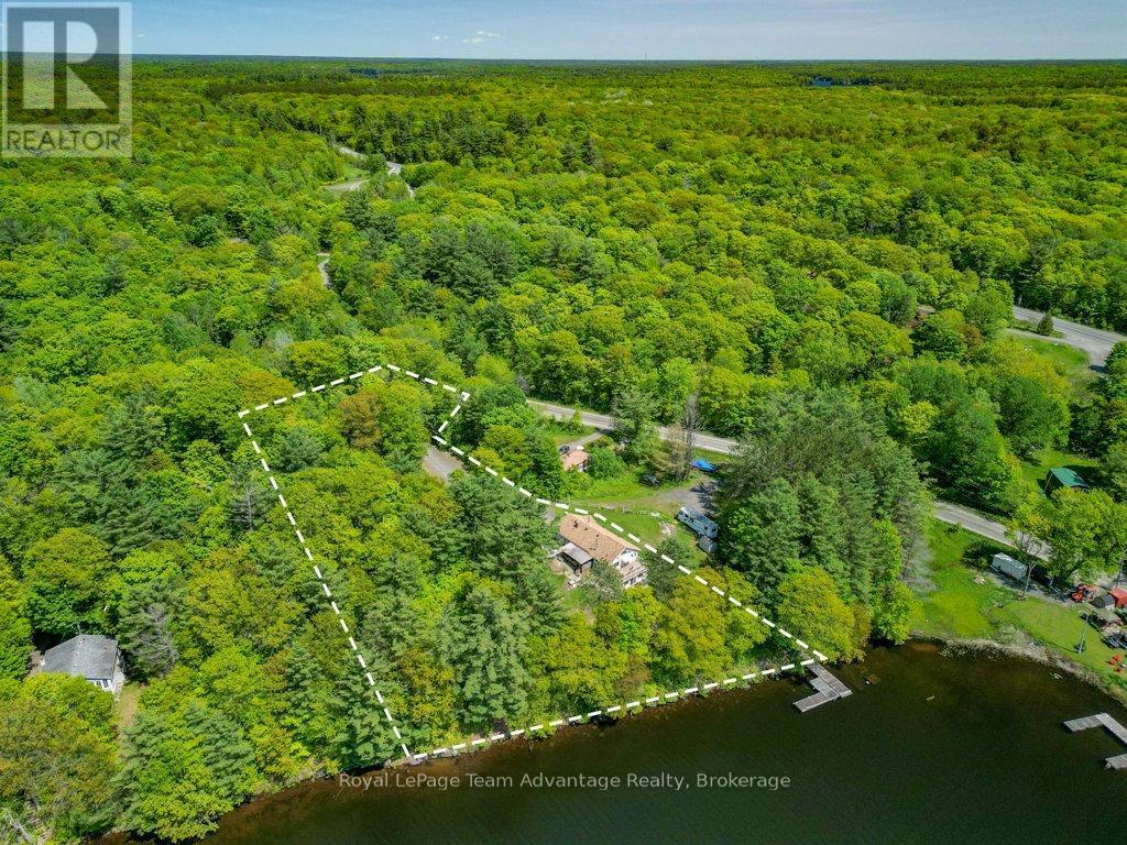 












19 ALLAN CRESCENT

,
Seguin,




Ontario
P2A2W8

