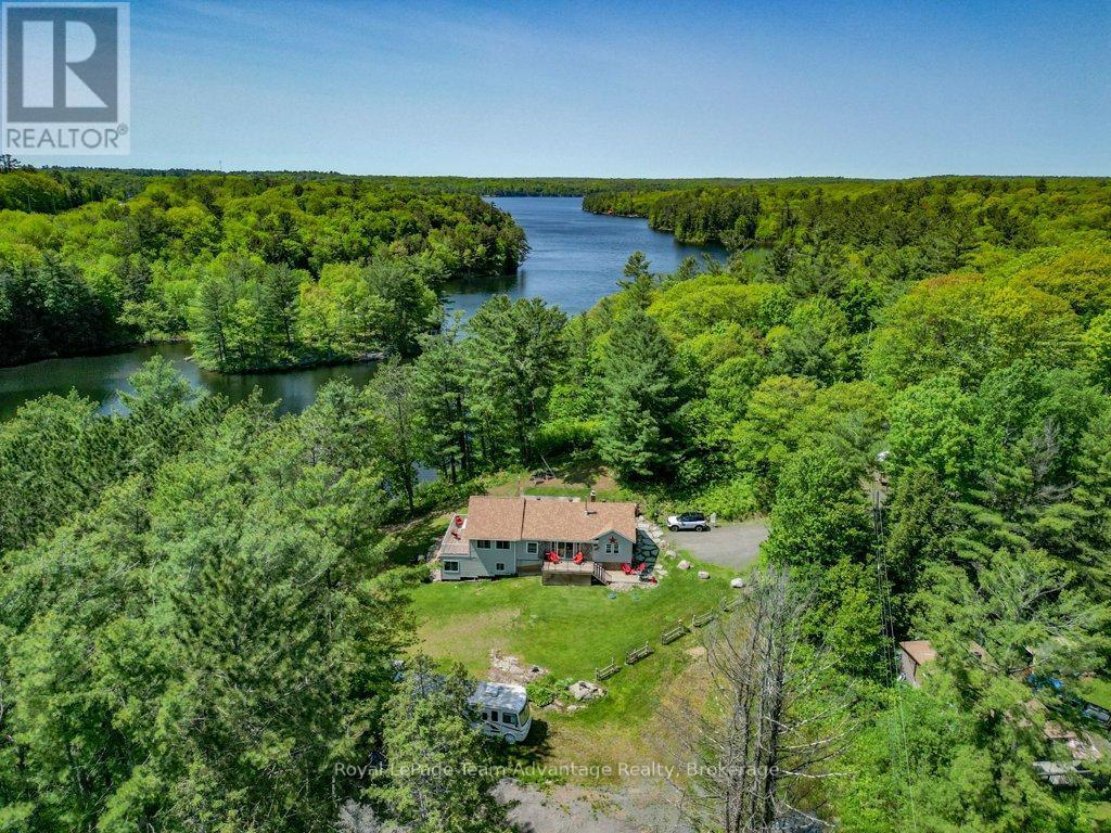 












19 ALLAN CRESCENT

,
Seguin,




Ontario
P2A2W8

