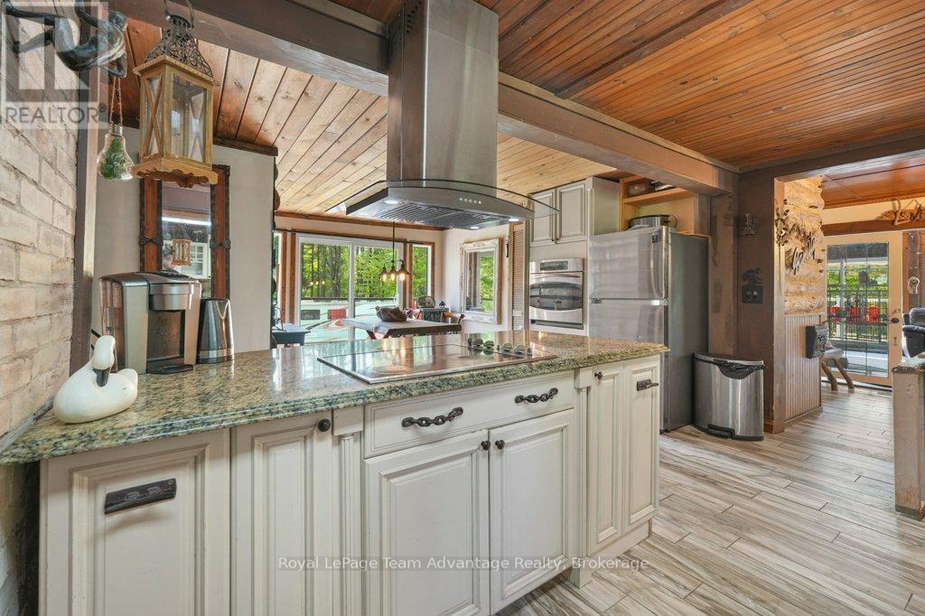 












19 ALLAN CRESCENT

,
Seguin,




Ontario
P2A2W8

