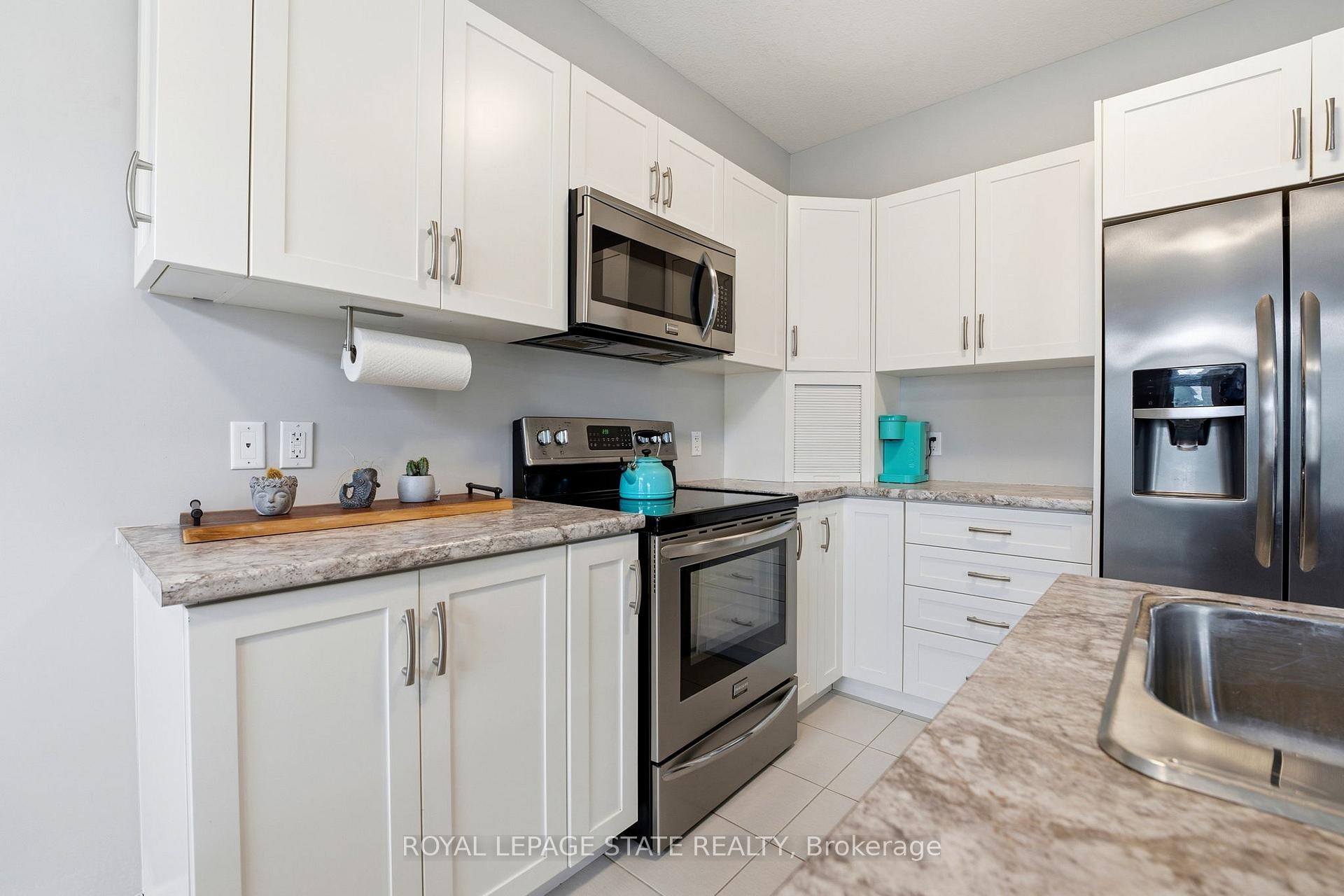 









86


Fairgrounds

Drive,
Hamilton,




ON
L0R 1C0

