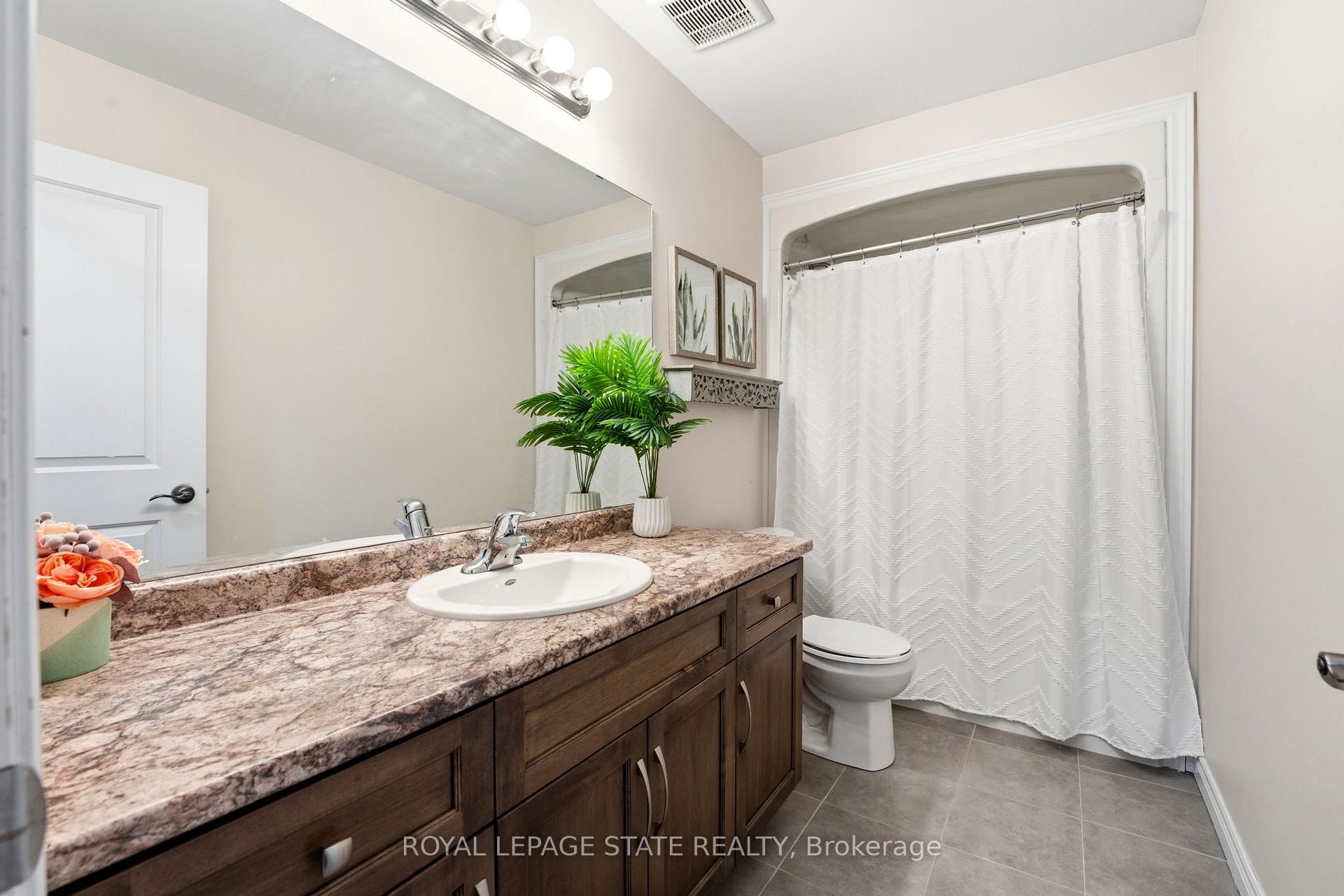 









86


Fairgrounds

Drive,
Hamilton,




ON
L0R 1C0

