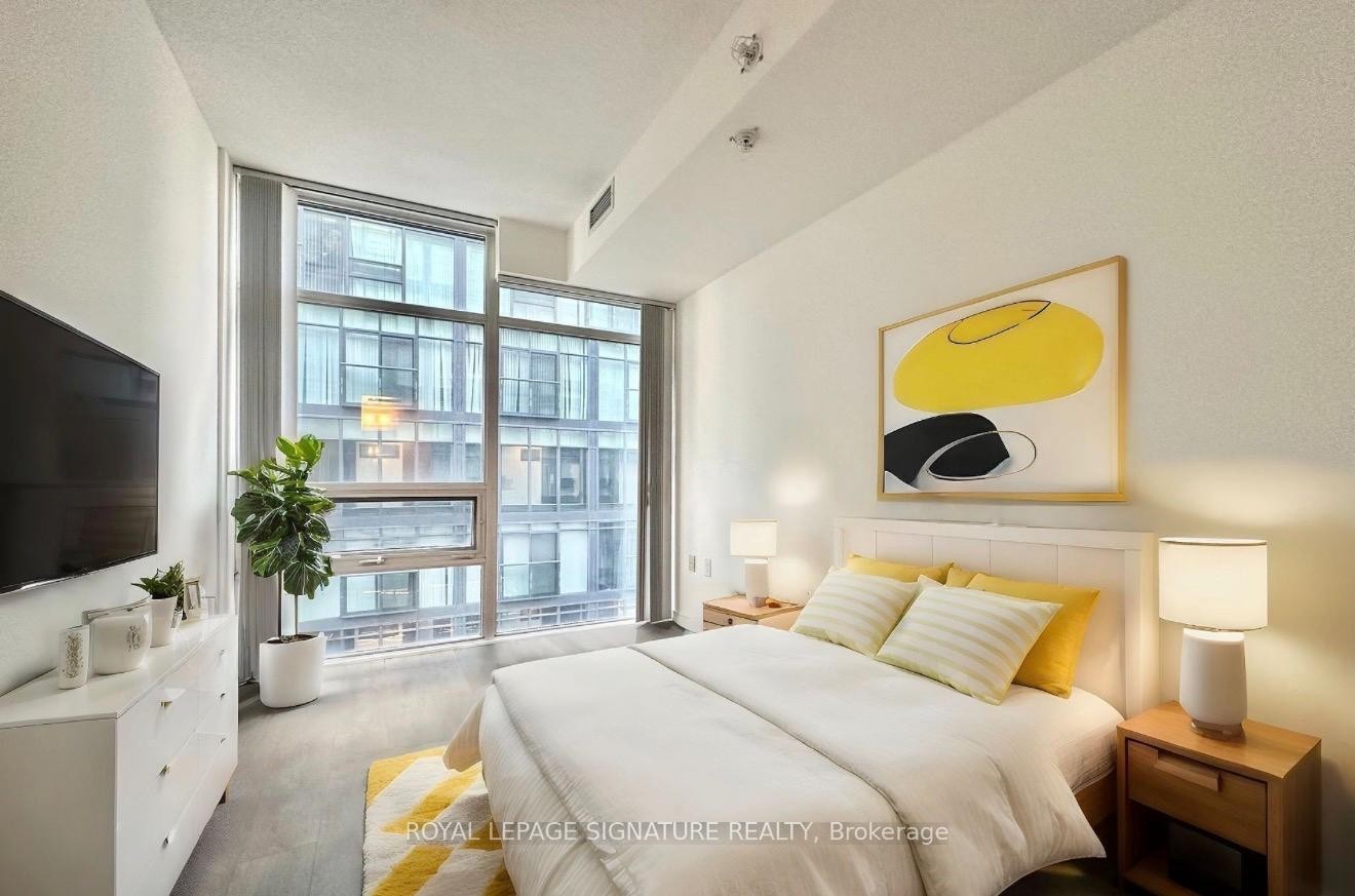 









36


Lisgar

Street, 1506W,
Toronto,




ON
M6J 0C7

