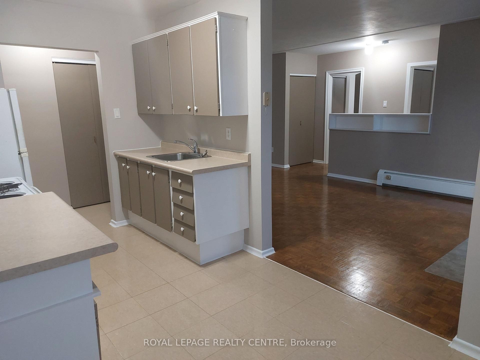 









90


Marshall

Street, 9,
Waterloo,




ON
N2J 2T4

