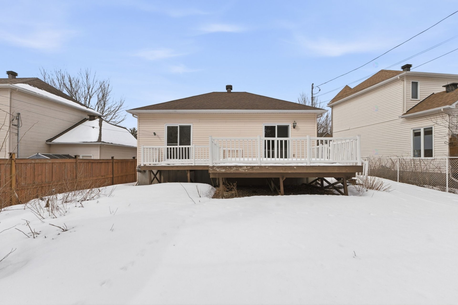 









76


Rue du Pinot

,
Gatineau (Gatineau),




QC
J8R3N7

