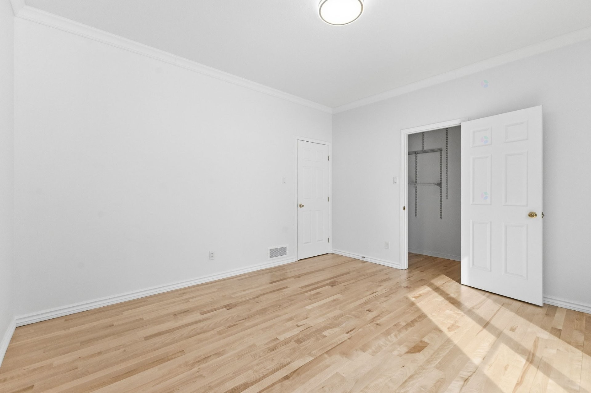 









76


Rue du Pinot

,
Gatineau (Gatineau),




QC
J8R3N7

