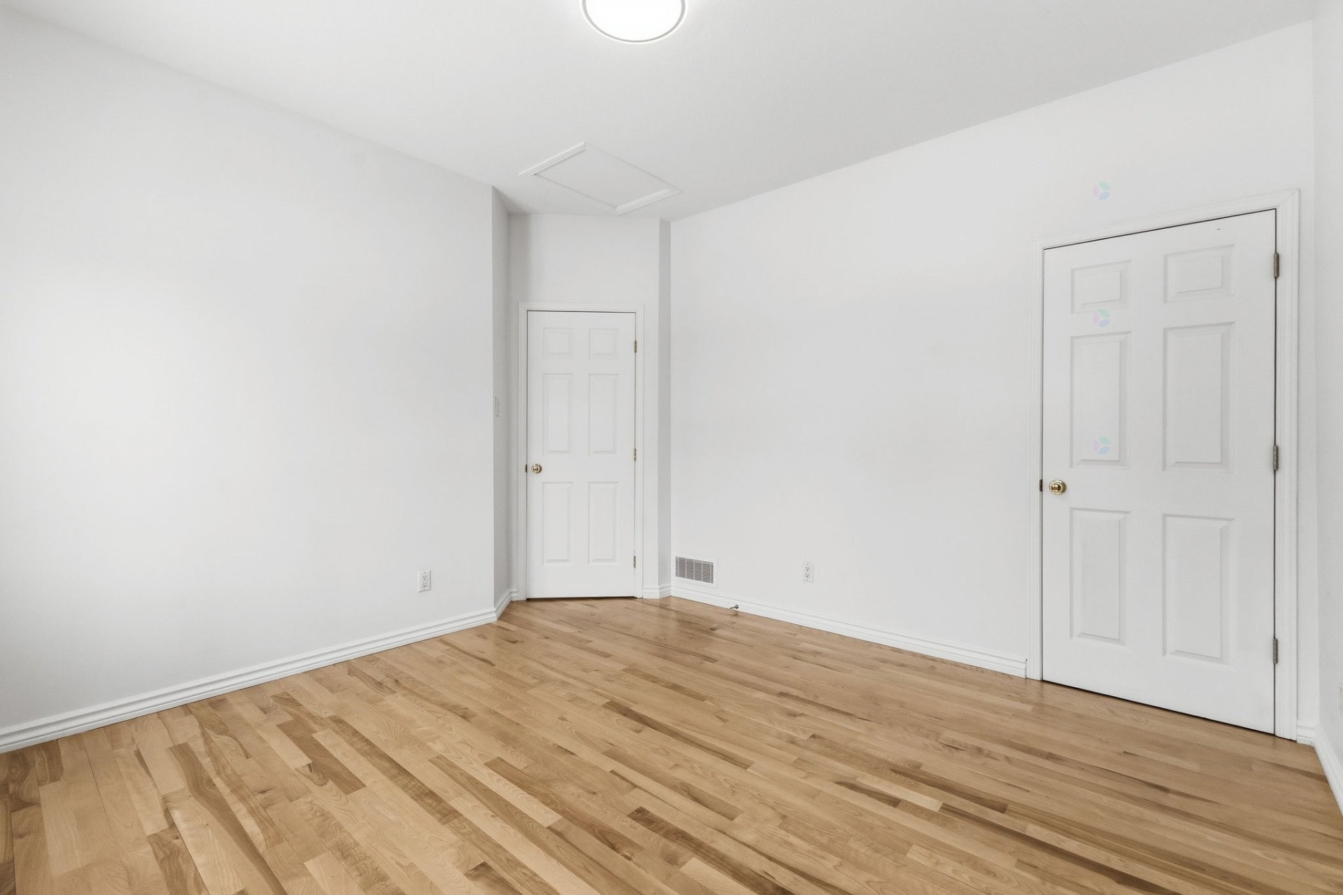 









76


Rue du Pinot

,
Gatineau (Gatineau),




QC
J8R3N7

