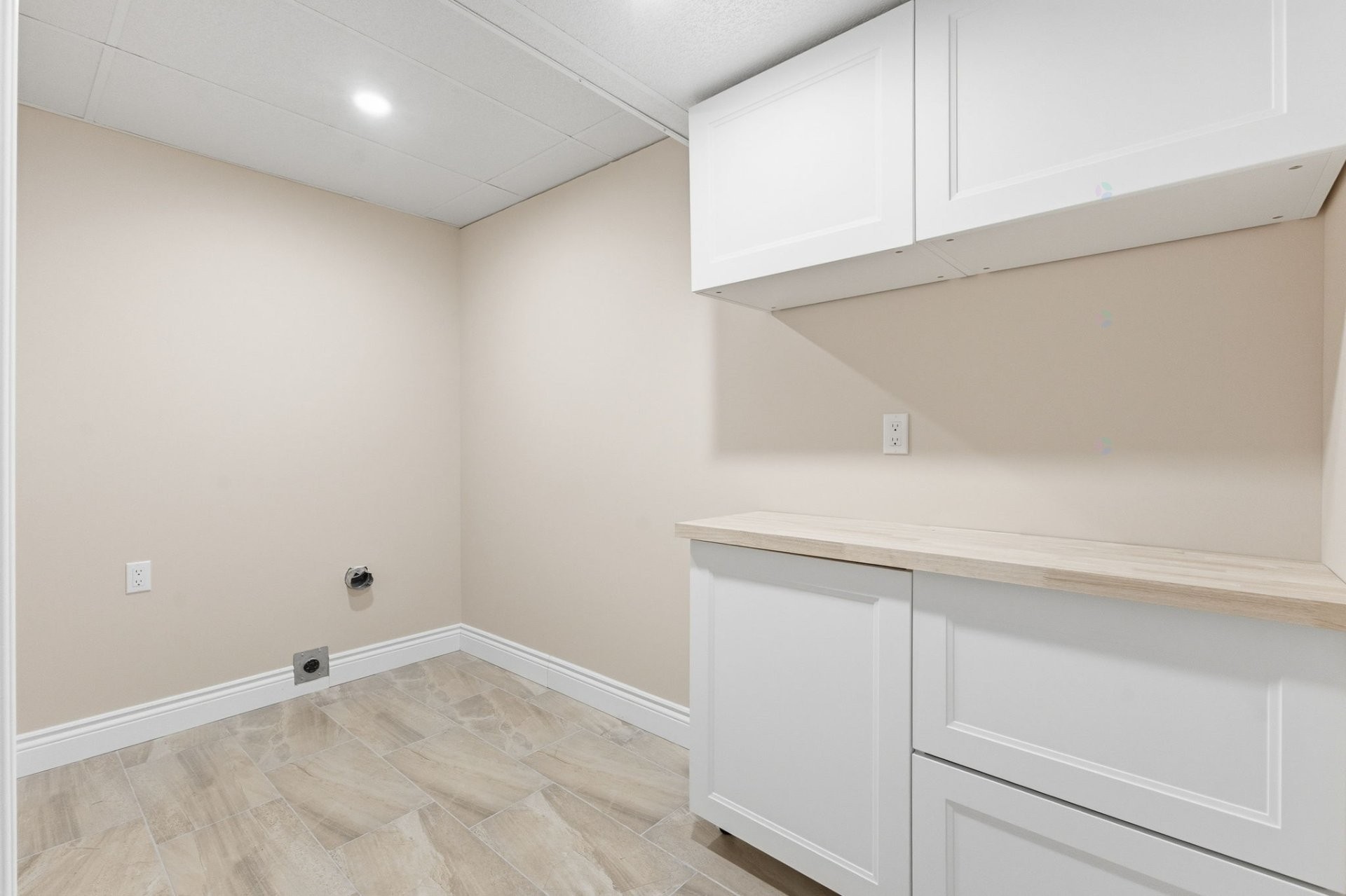 









76


Rue du Pinot

,
Gatineau (Gatineau),




QC
J8R3N7

