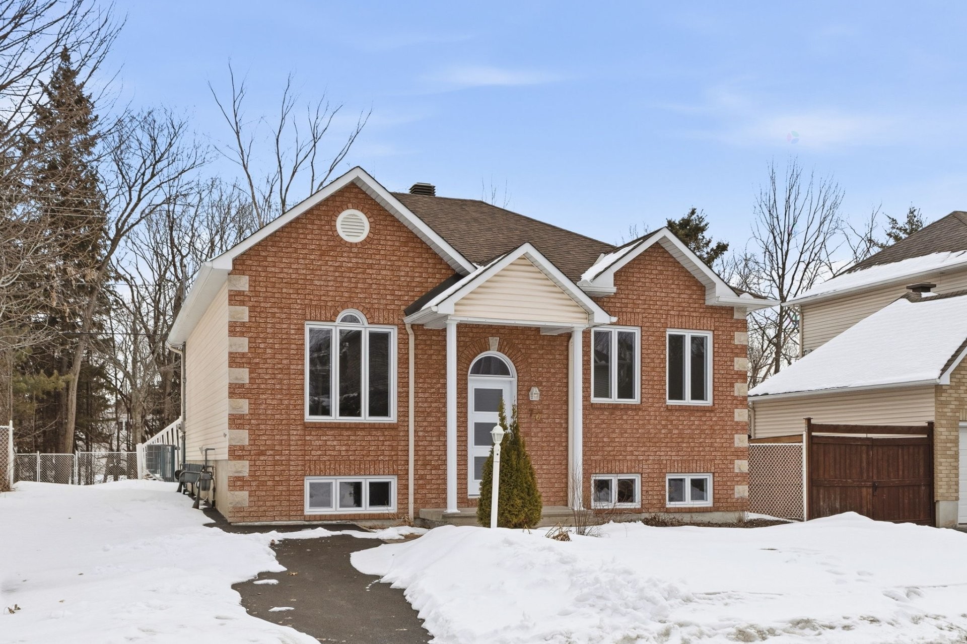 









76


Rue du Pinot

,
Gatineau (Gatineau),




QC
J8R3N7


