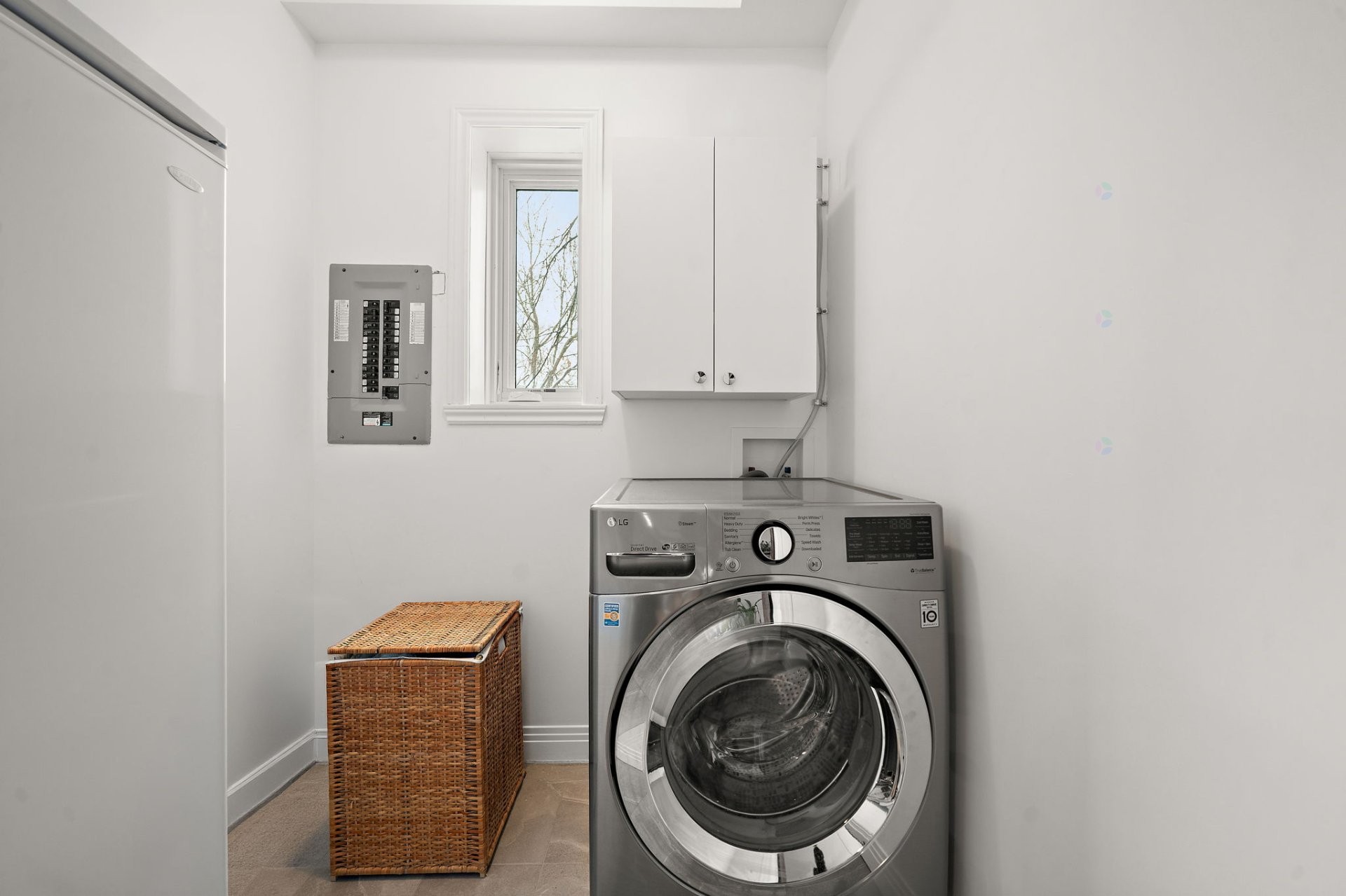 









4112


Av. Girouard

,
Montréal (Côte-des-Neiges/Notre-Dame-de-Grâce),




QC
H4A3B2

