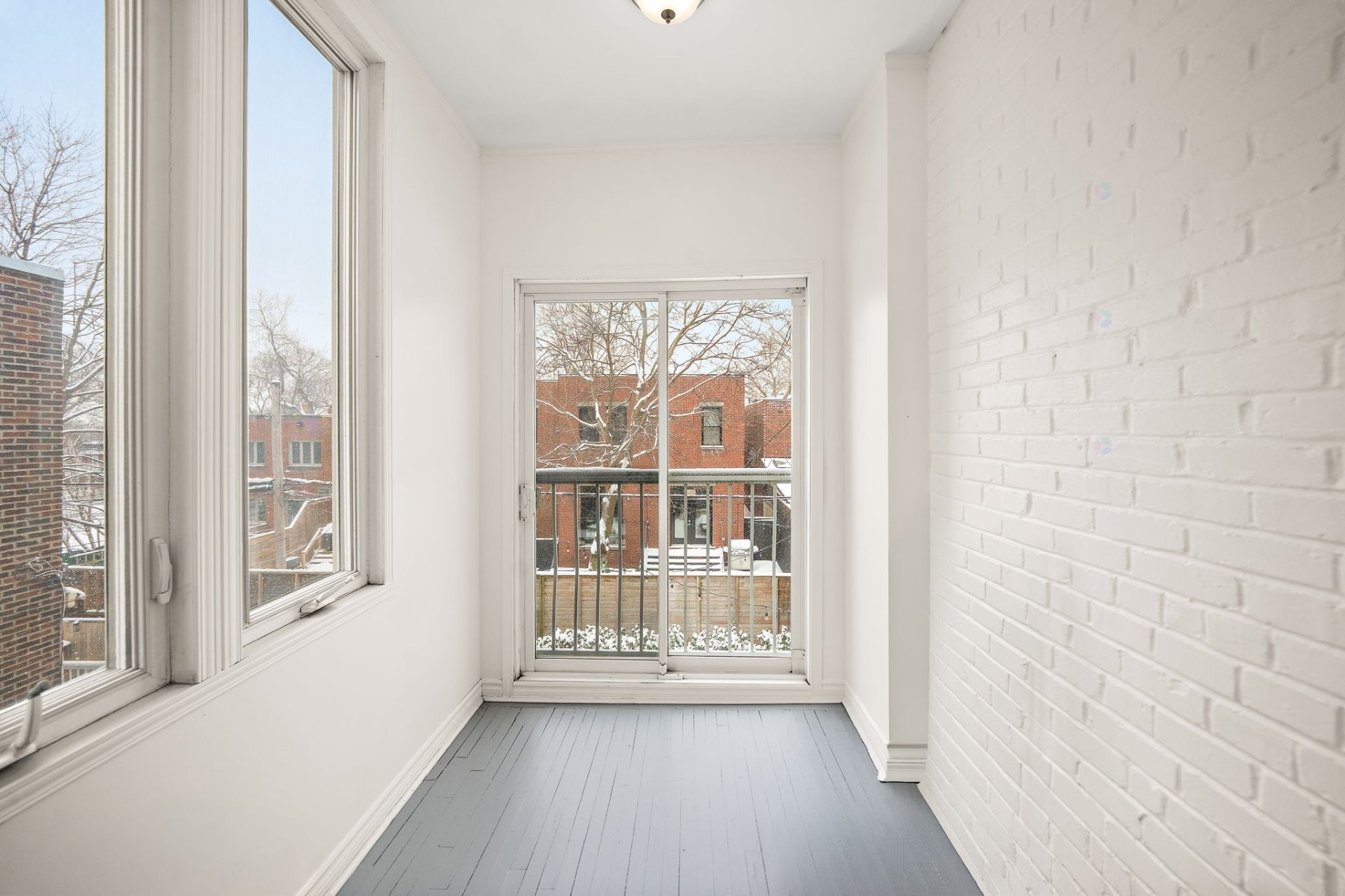 









4112


Av. Girouard

,
Montréal (Côte-des-Neiges/Notre-Dame-de-Grâce),




QC
H4A3B2

