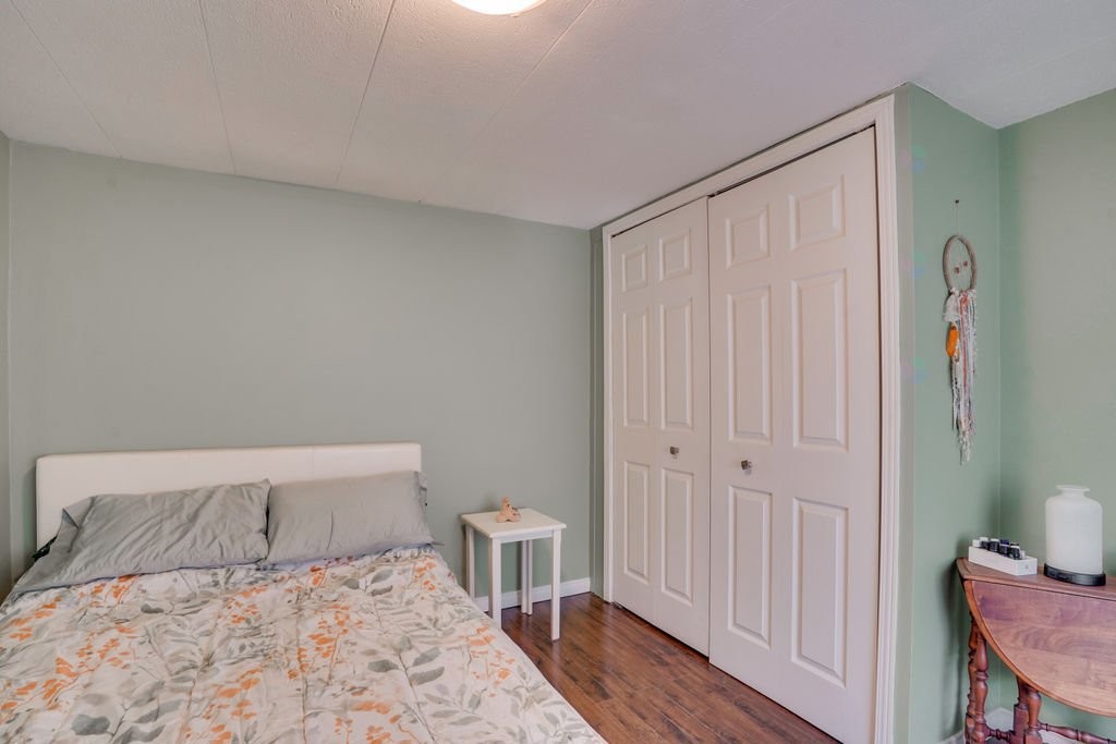 









39


5e Avenue O.

,
Gatineau (Gatineau),




QC
J8T4E5

