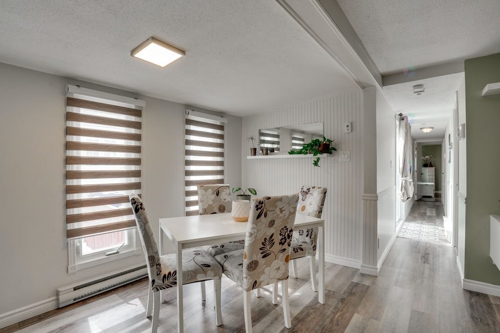 









39


5e Avenue O.

,
Gatineau (Gatineau),




QC
J8T4E5

