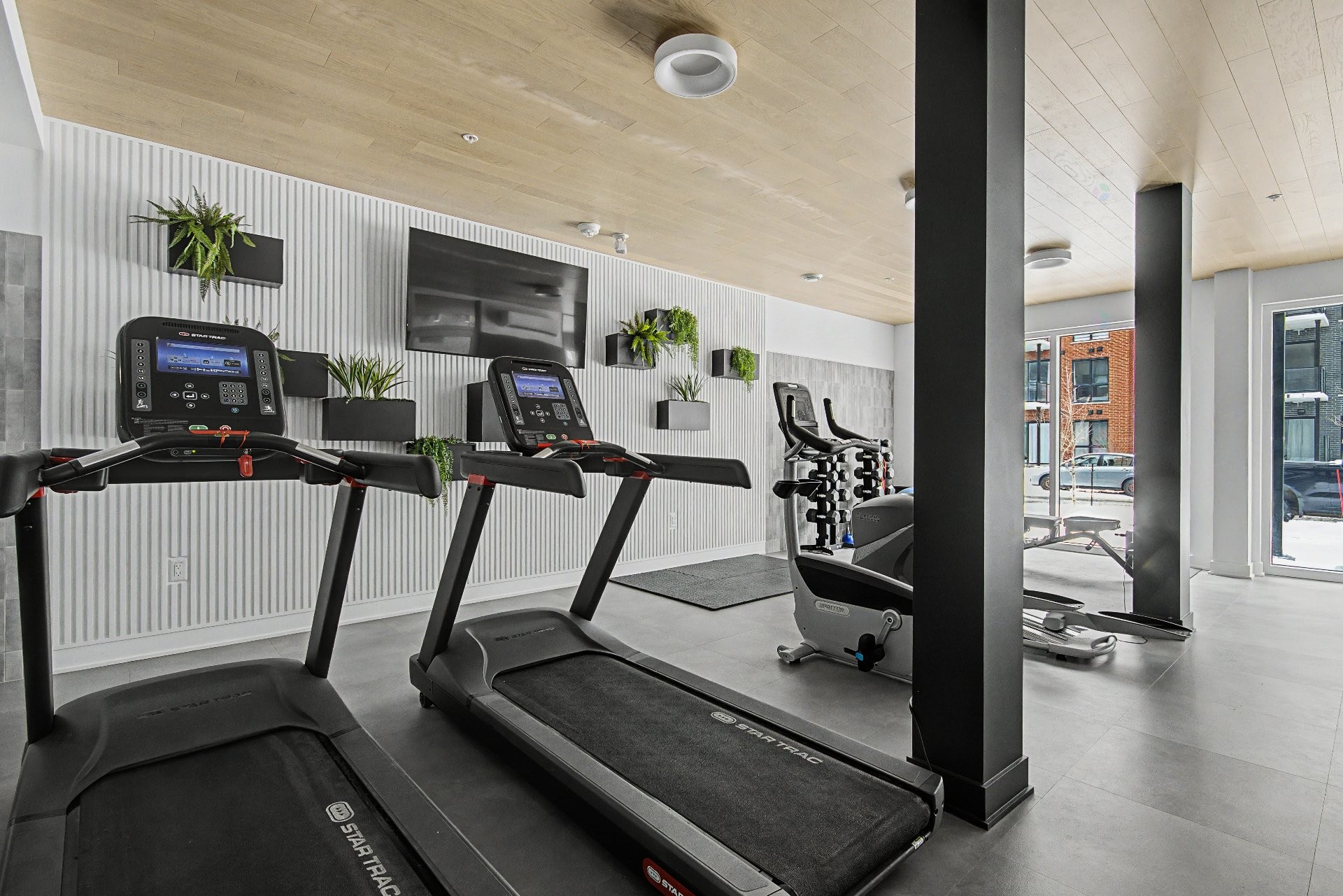 









4220


Rue Olivier-Fournier

, 504,
Longueuil (Saint-Hubert),




QC
J3Y1G5

