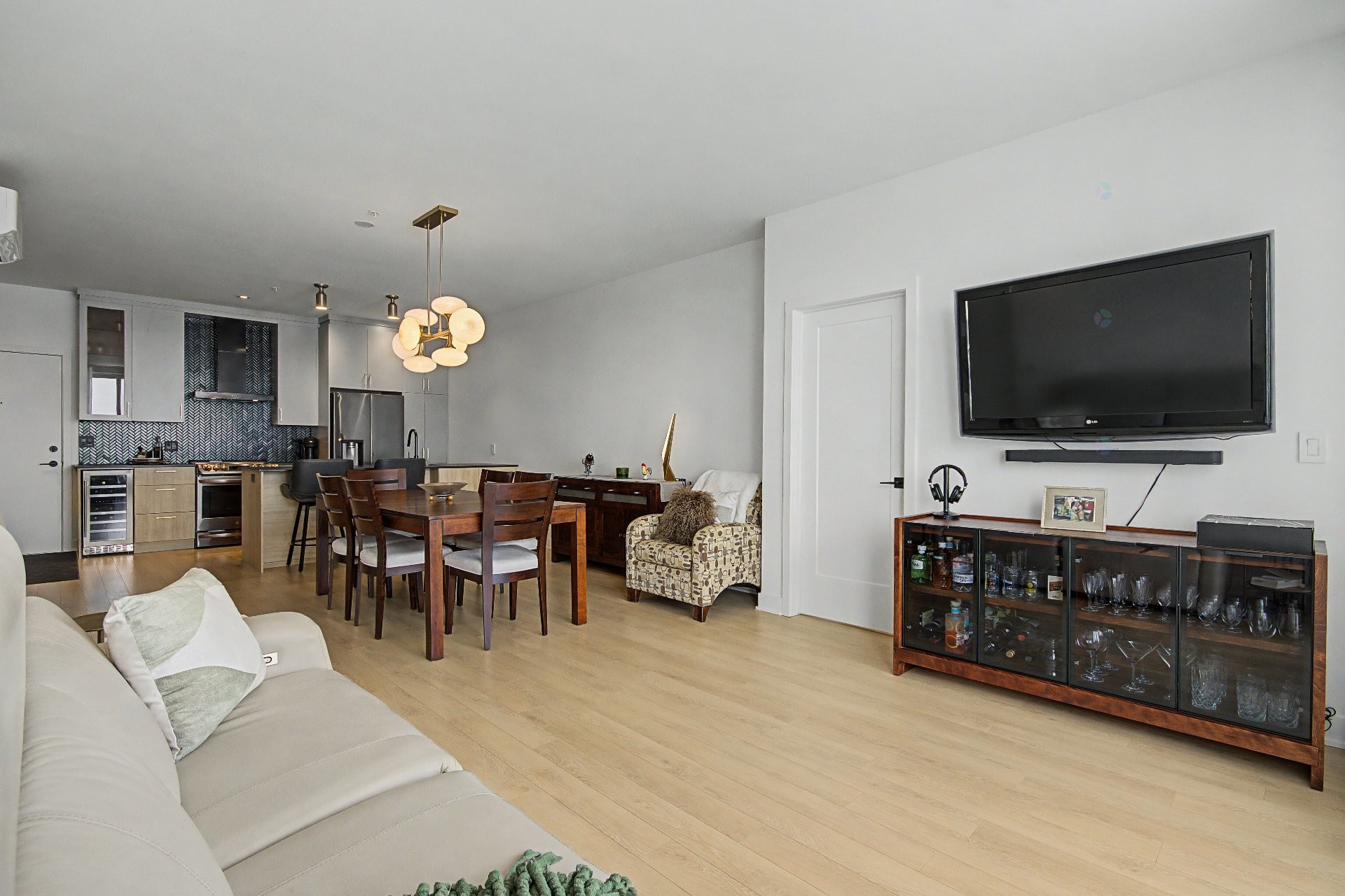 









4220


Rue Olivier-Fournier

, 504,
Longueuil (Saint-Hubert),




QC
J3Y1G5

