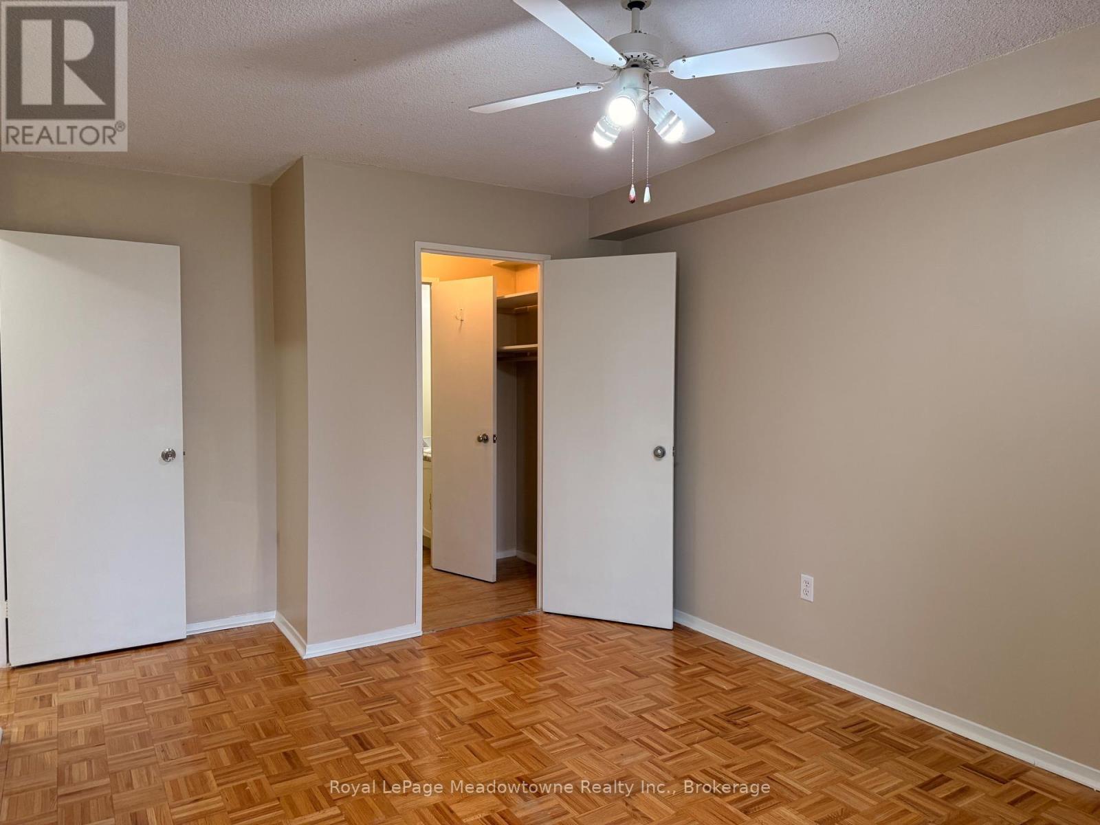 












215 - 2929 AQUITAINE AVENUE

,
Mississauga (Meadowvale),




Ontario
L5N2C7

