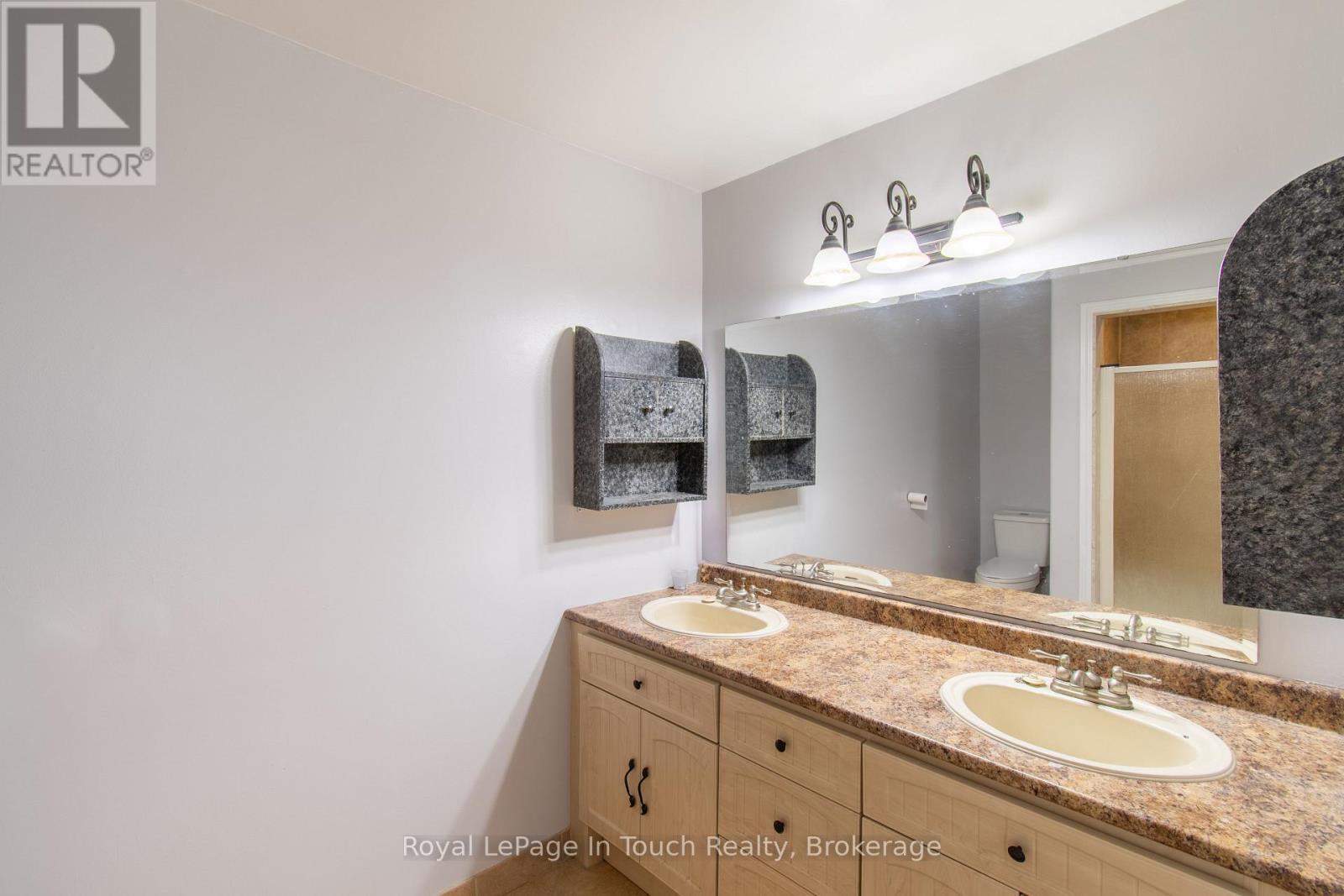 












326 LAFONTAINE ROAD W

,
Tiny (Lafontaine),




Ontario
L9M0H1

