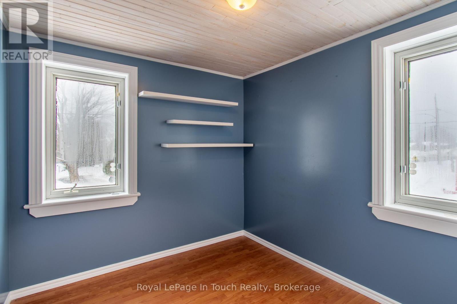 












326 LAFONTAINE ROAD W

,
Tiny (Lafontaine),




Ontario
L9M0H1

