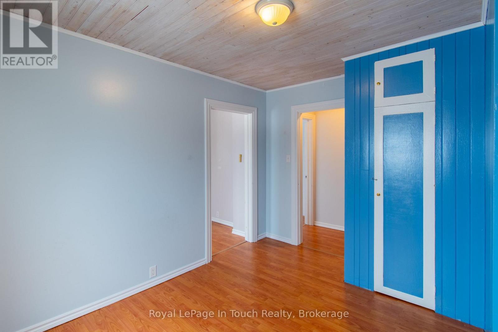 












326 LAFONTAINE ROAD W

,
Tiny (Lafontaine),




Ontario
L9M0H1


