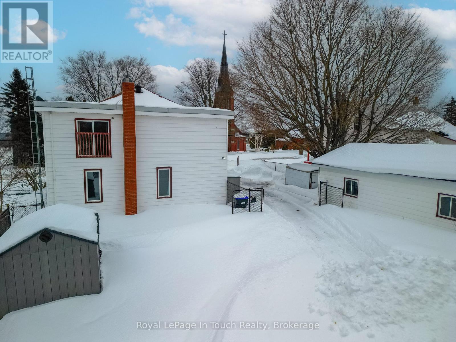 












326 LAFONTAINE ROAD W

,
Tiny (Lafontaine),




Ontario
L9M0H1


