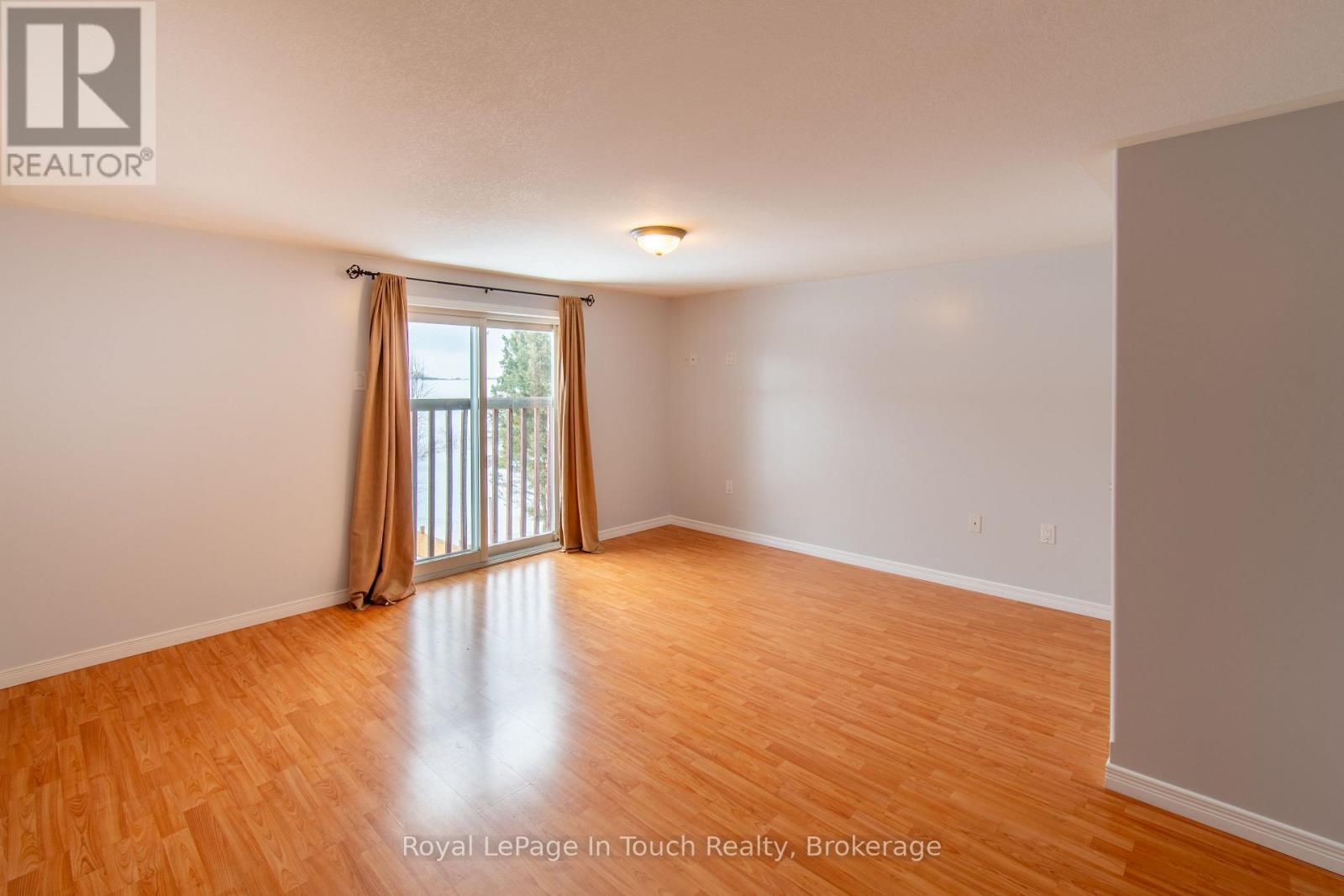 












326 LAFONTAINE ROAD W

,
Tiny (Lafontaine),




Ontario
L9M0H1

