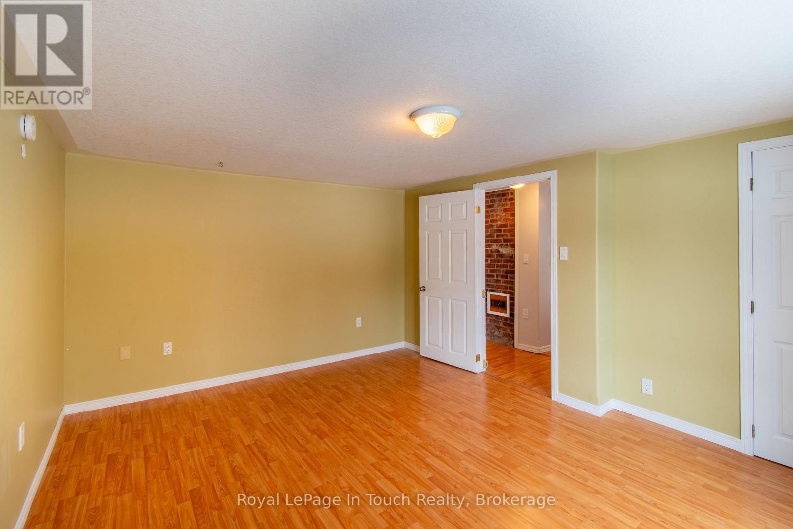 












326 LAFONTAINE ROAD W

,
Tiny (Lafontaine),




Ontario
L9M0H1

