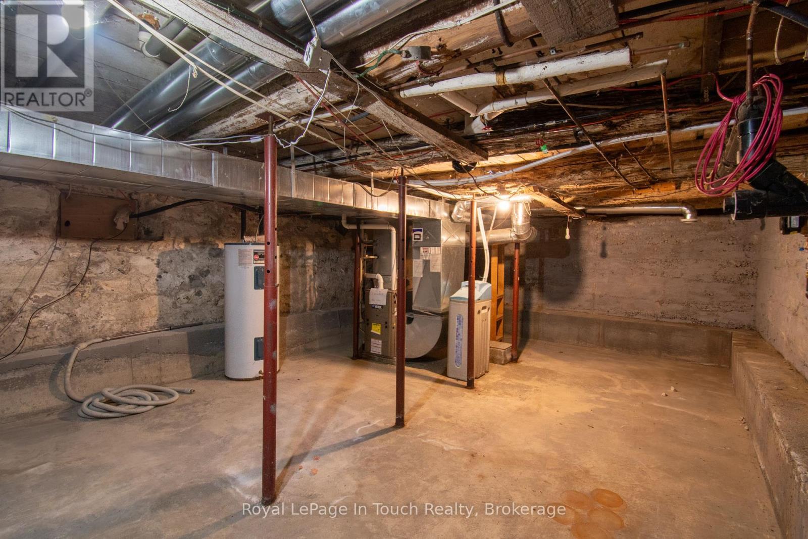 












326 LAFONTAINE ROAD W

,
Tiny (Lafontaine),




Ontario
L9M0H1

