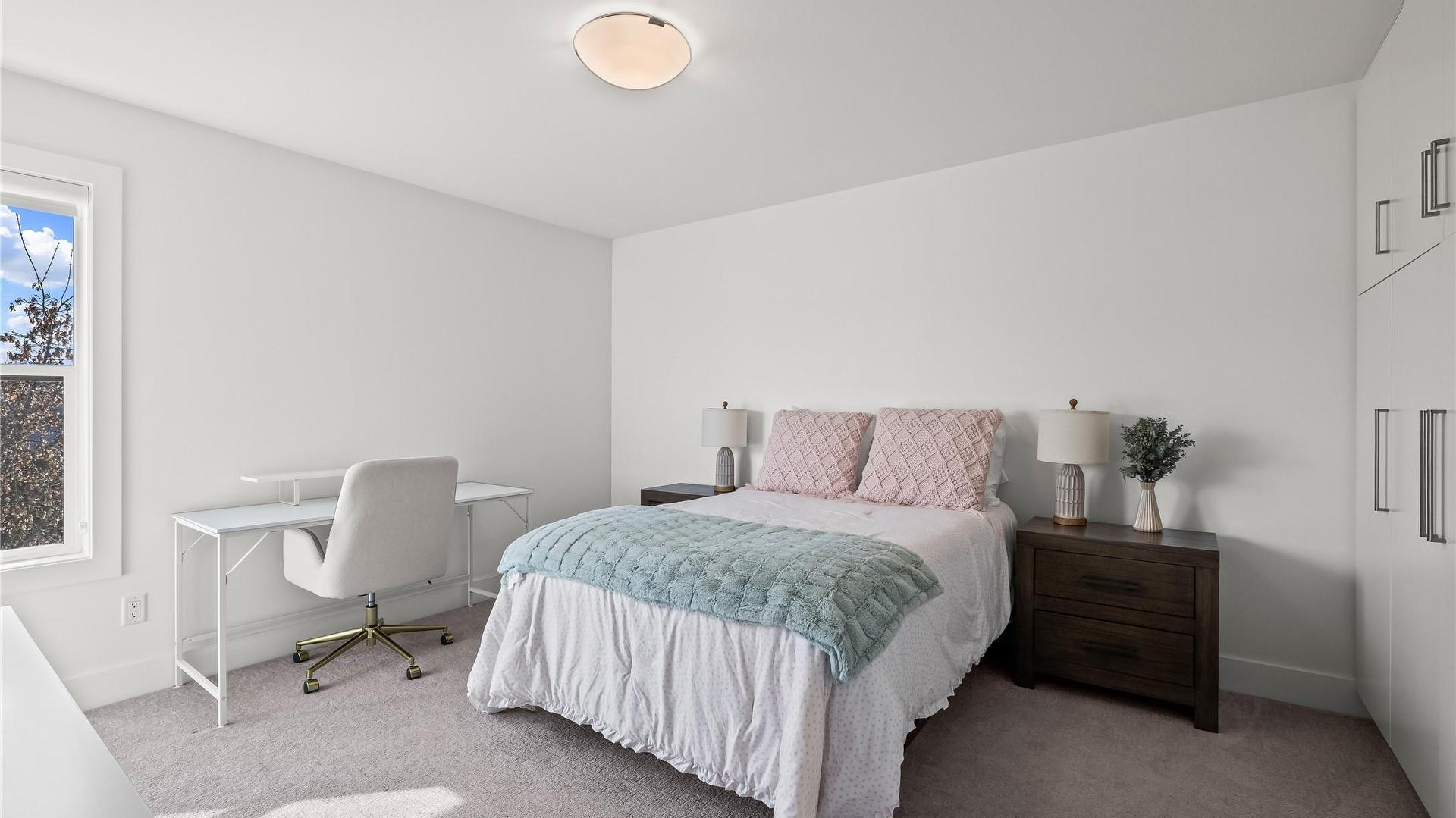 









887


Morrison

Avenue, 2,
Kelowna,




BC
V1Y 5E6

