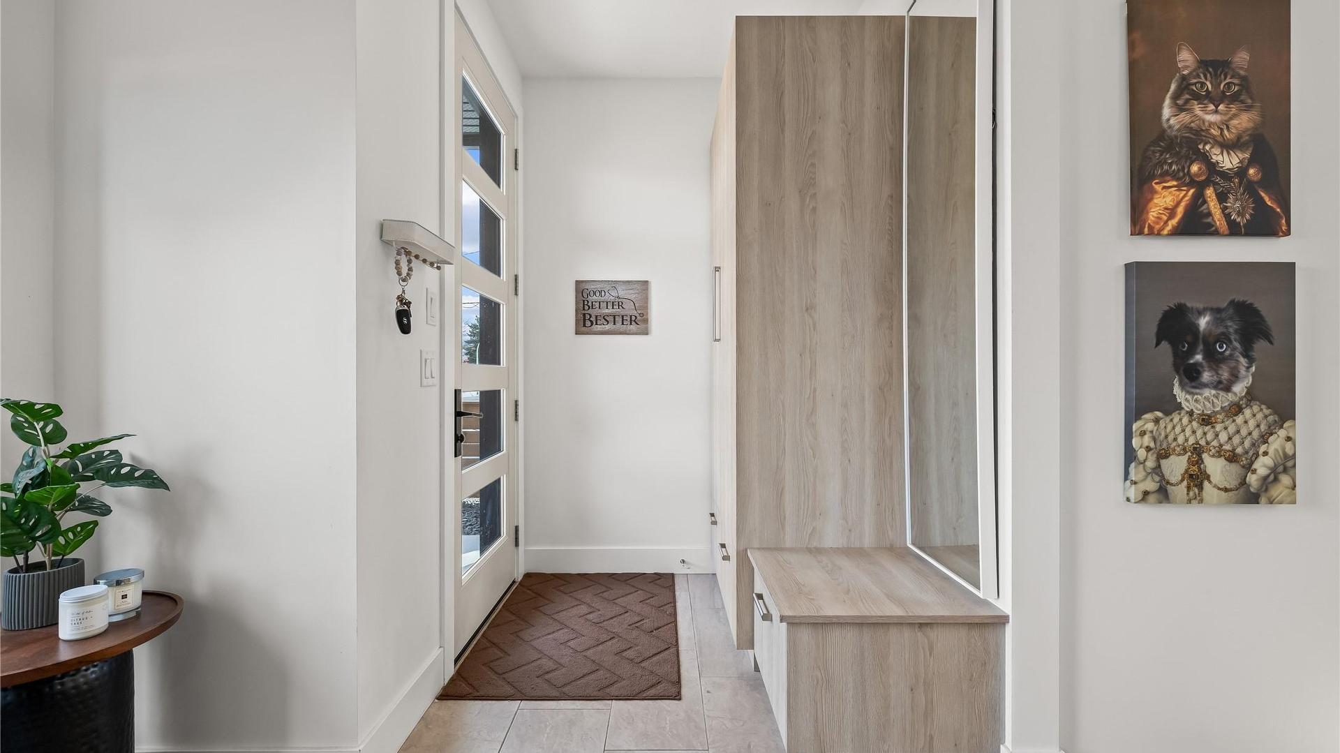 









887


Morrison

Avenue, 2,
Kelowna,




BC
V1Y 5E6

