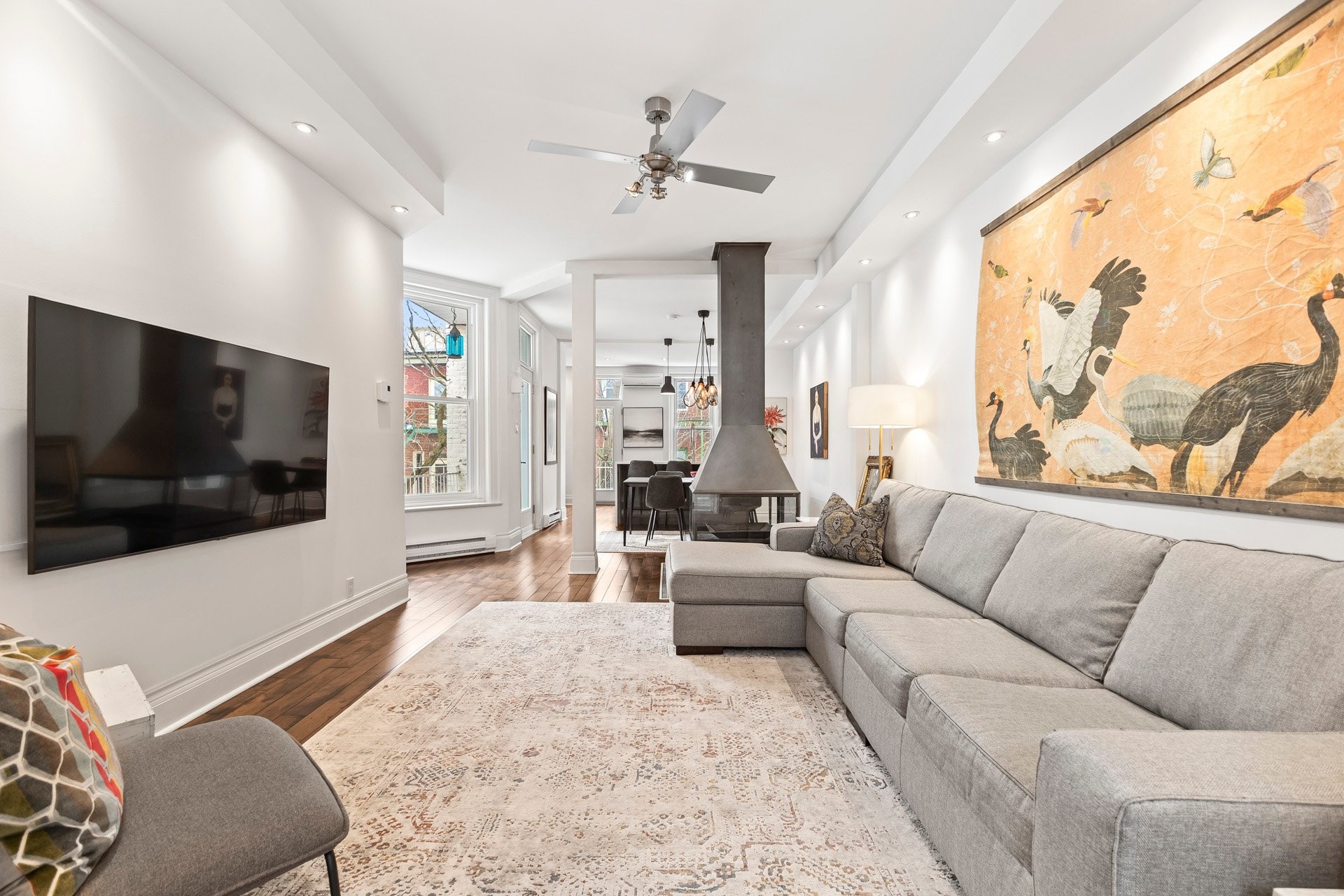 









3636


Av. Henri-Julien

, 10,
Montréal (Le Plateau-Mont-Royal),




QC
H2X3H5

