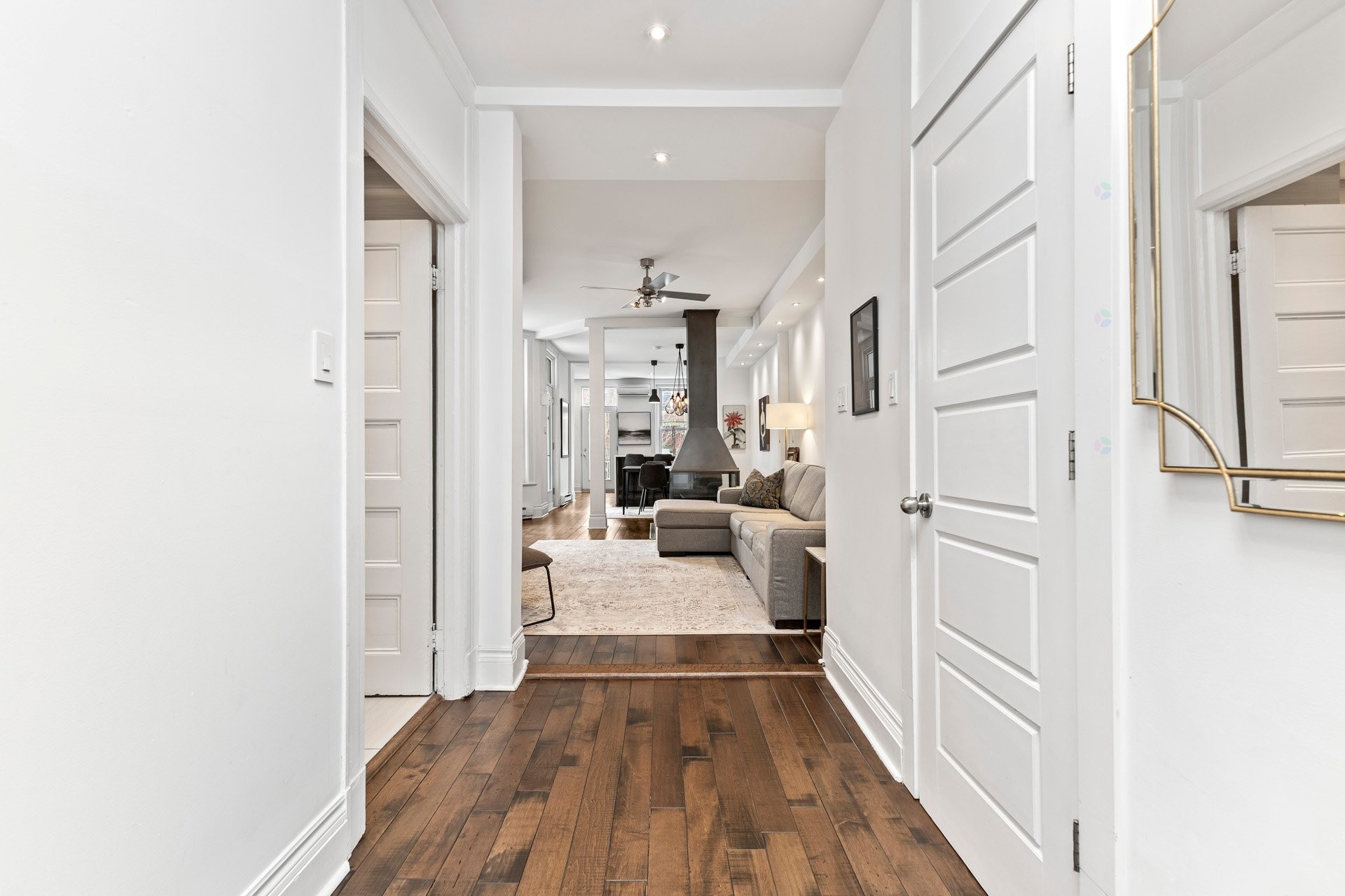 









3636


Av. Henri-Julien

, 10,
Montréal (Le Plateau-Mont-Royal),




QC
H2X3H5

