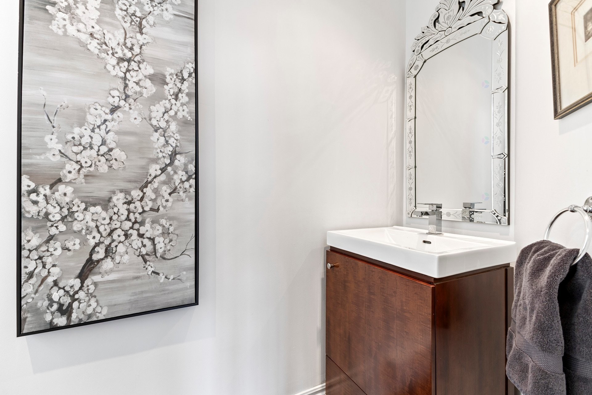 









3636


Av. Henri-Julien

, 10,
Montréal (Le Plateau-Mont-Royal),




QC
H2X3H5

